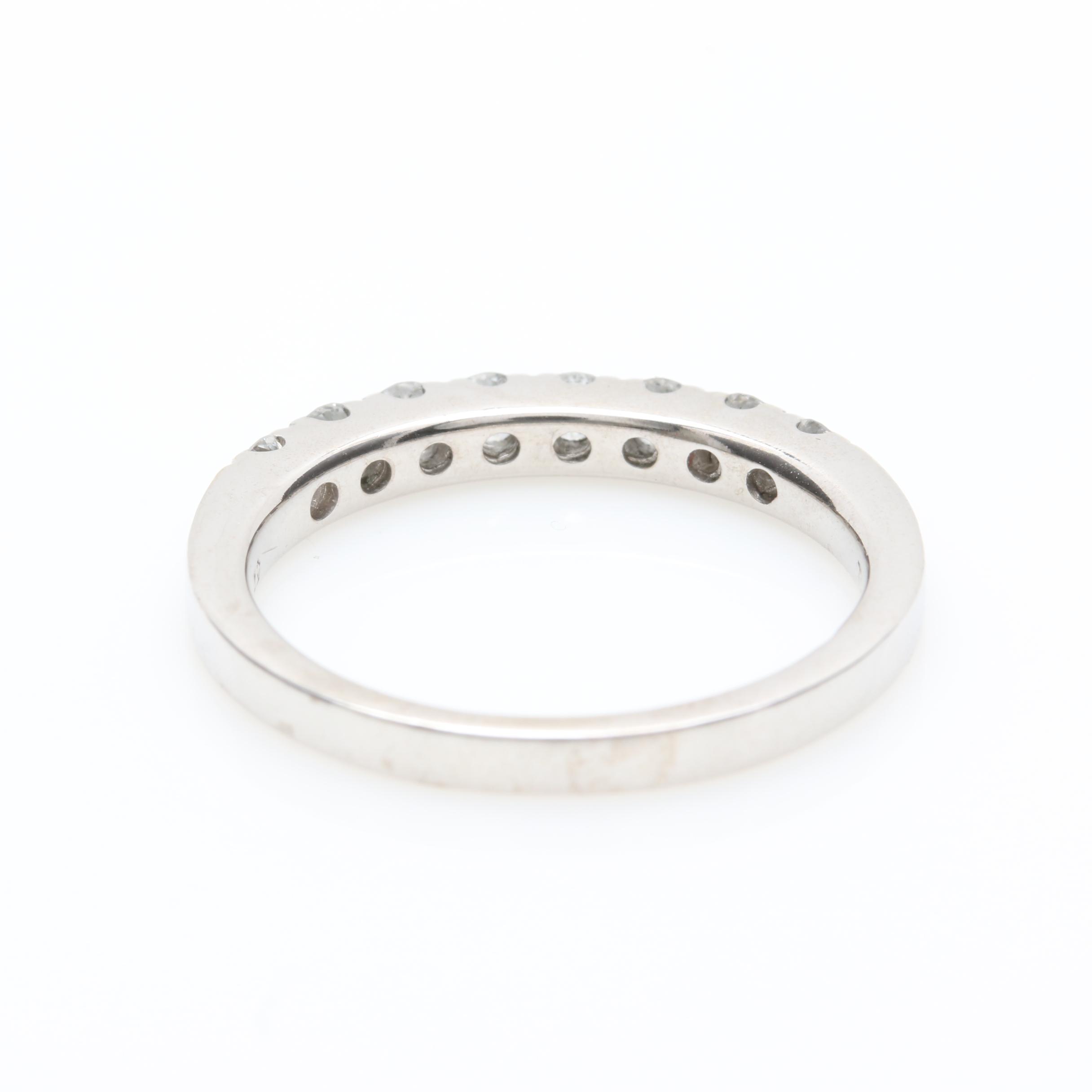 The LEO 14K White Gold Diamond Band