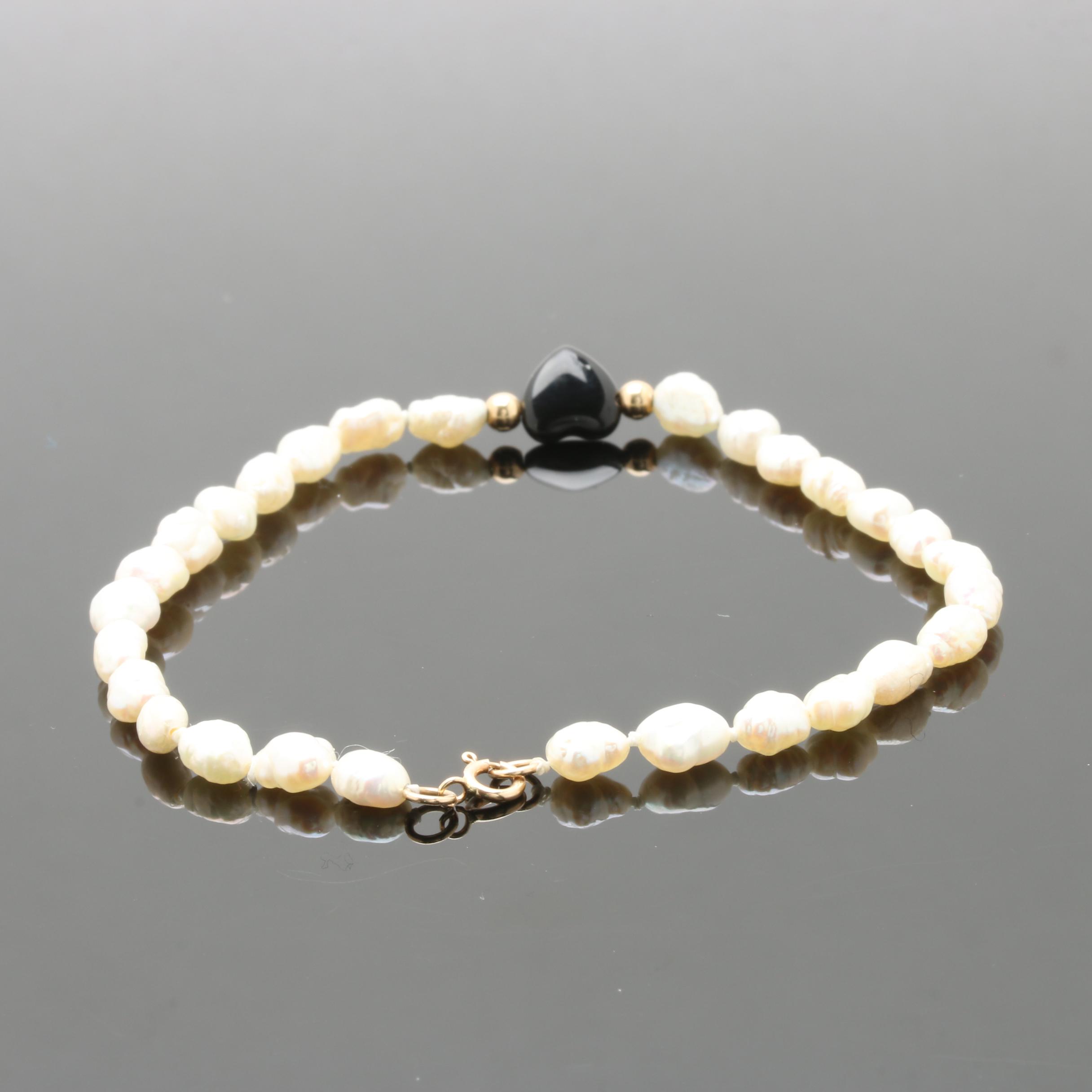 14K Yellow Gold Black Onyx and Cultured Freshwater Pearl Beaded Bracelet