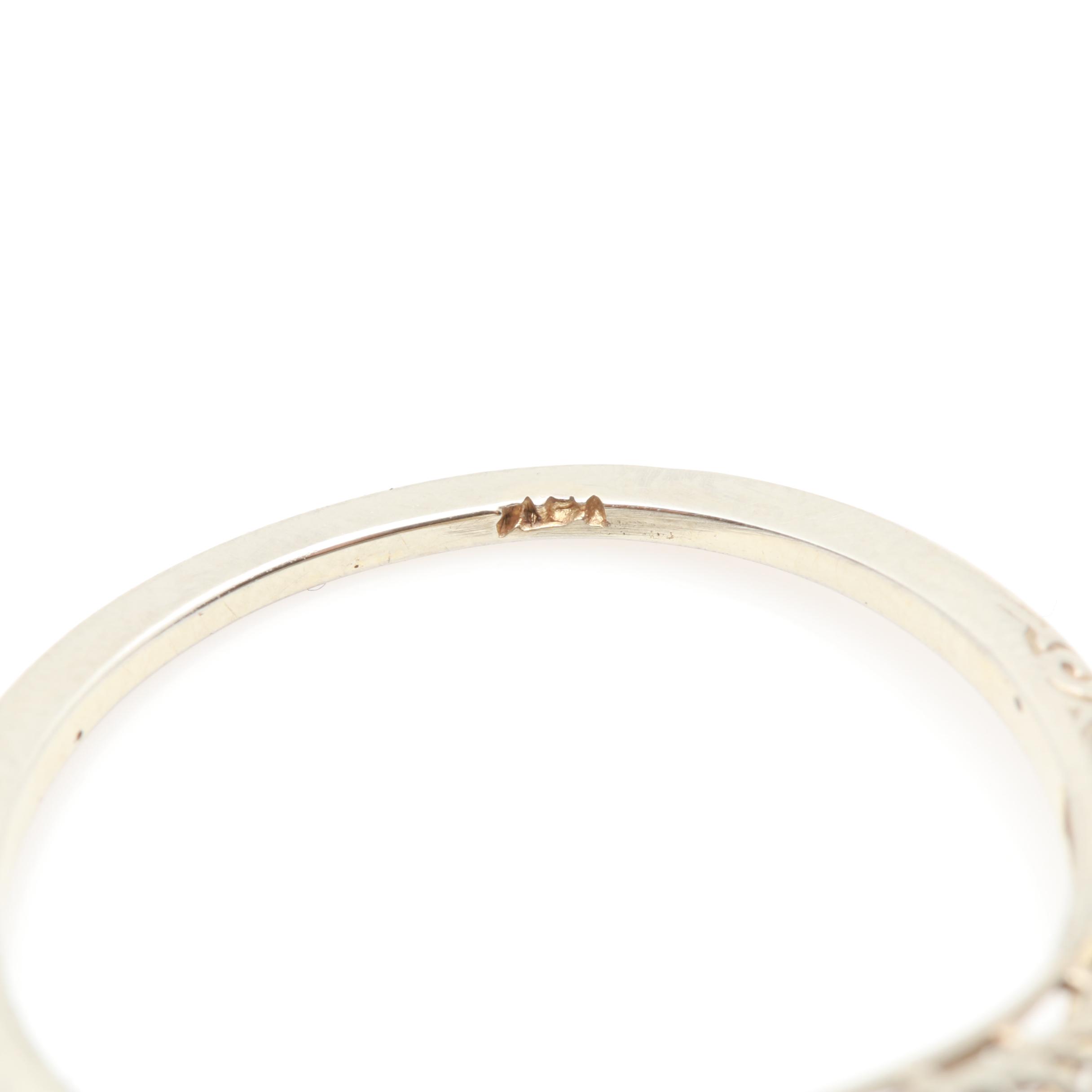 18K White Gold Diamond Ring