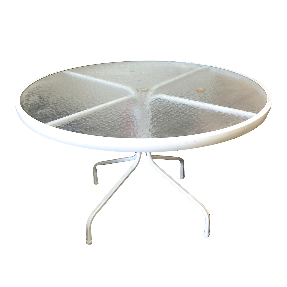 Lloyd Flanders White Outdoor Table