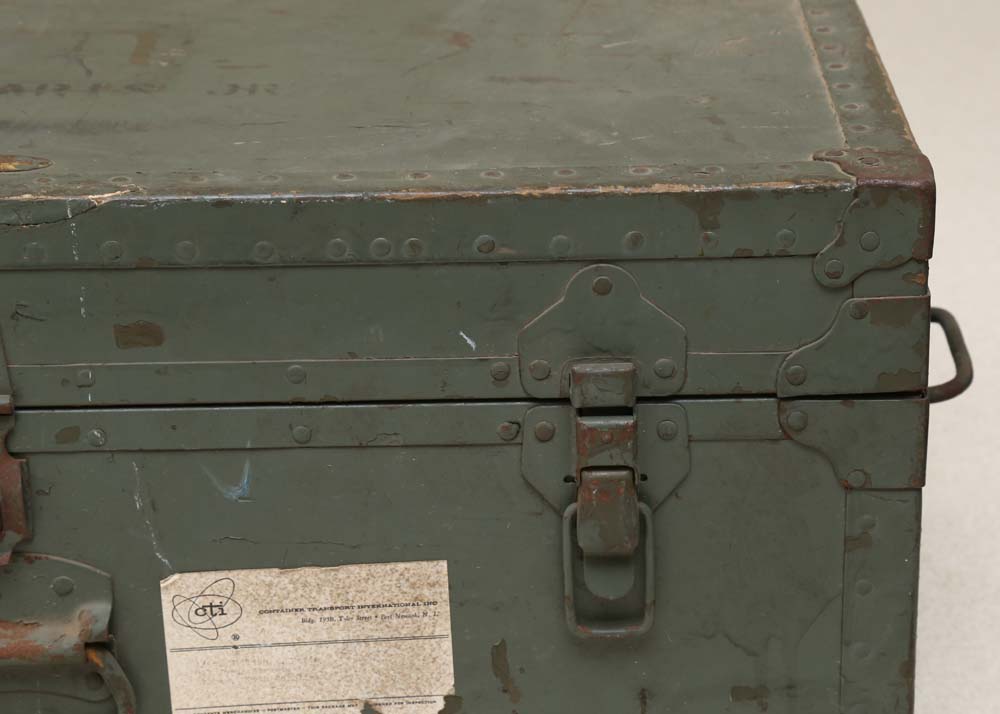 Vintage 1949 Doehler Military Foot Locker