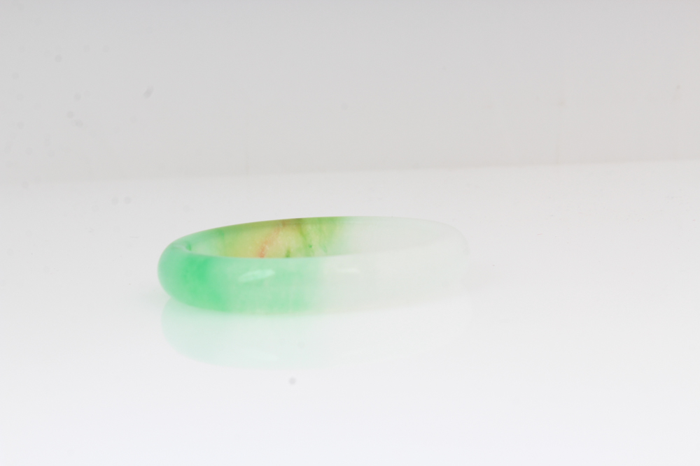 Dyed Jadeite Bangle