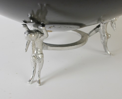 Arthur Court Bunny Stand Art Glass Centerpiece Bowl