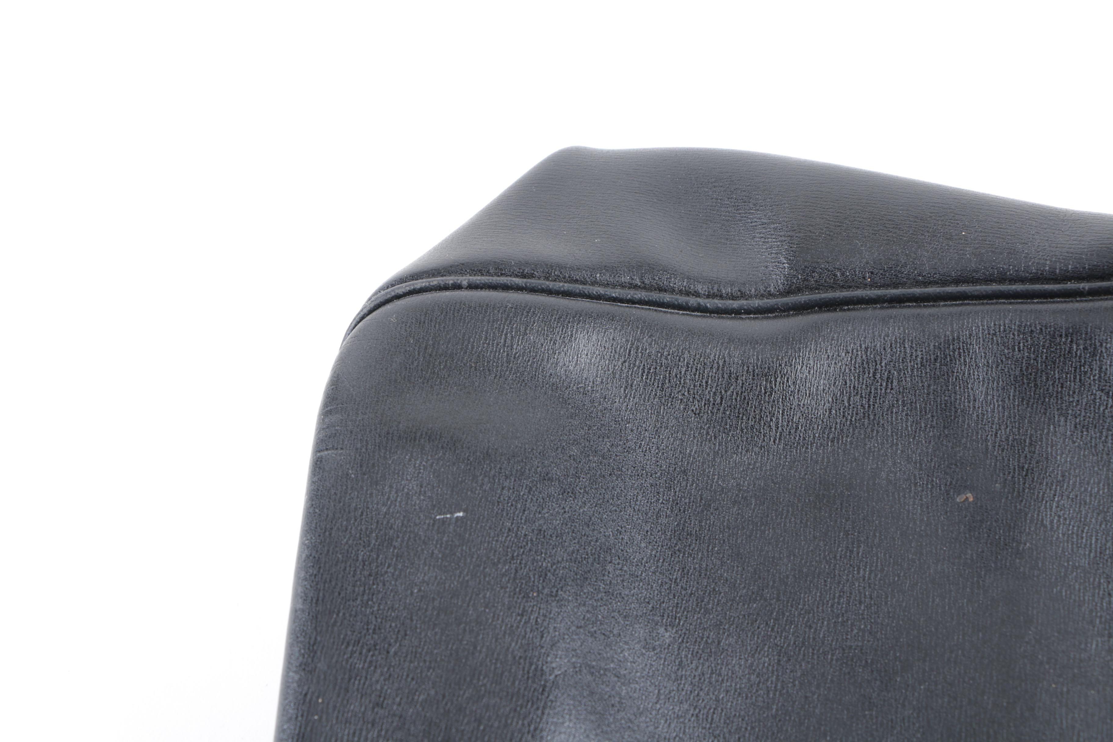 Vintage Longchamp Black Leather Shoulder Bag