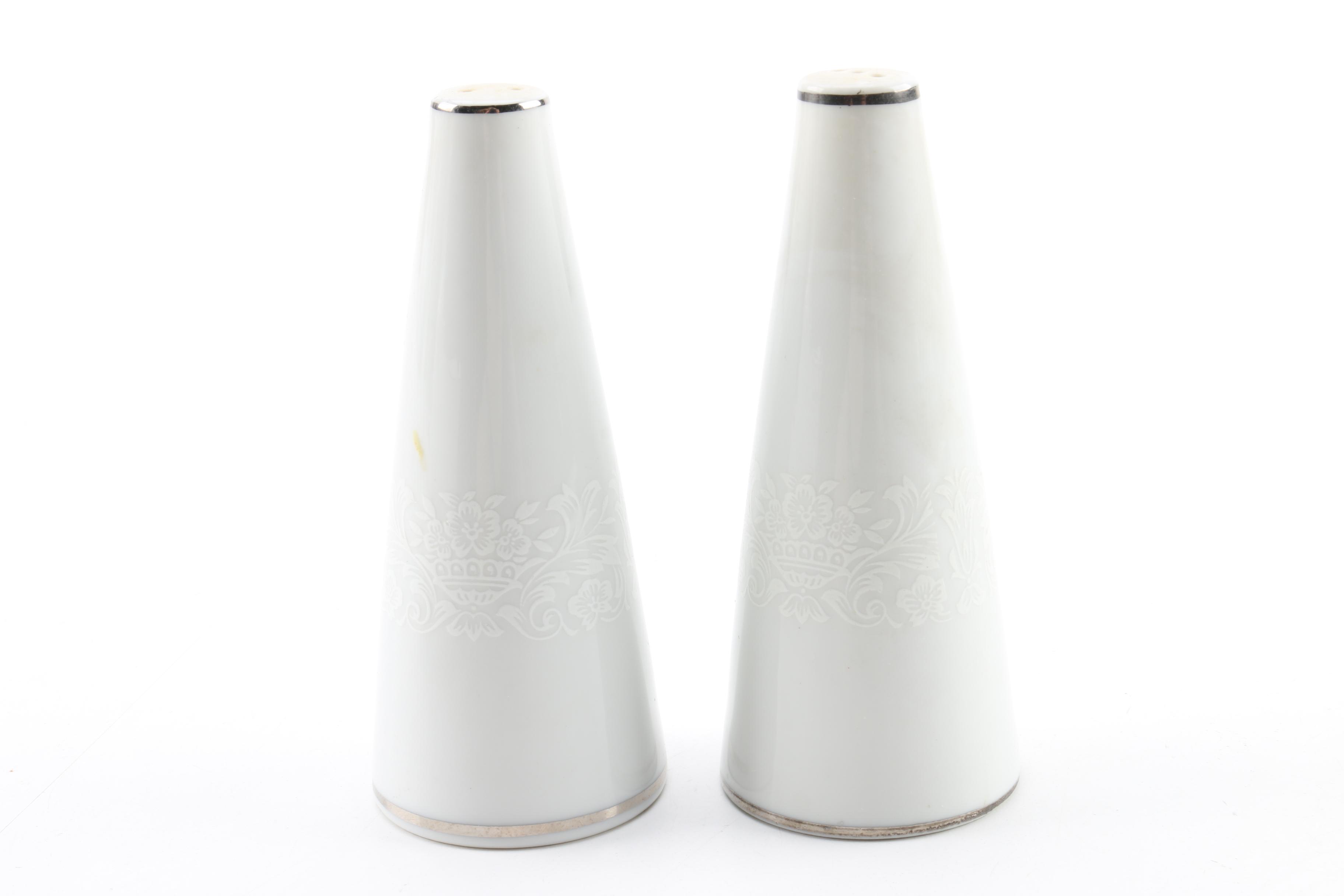 Four Crown China "Southampton" Dinnerware