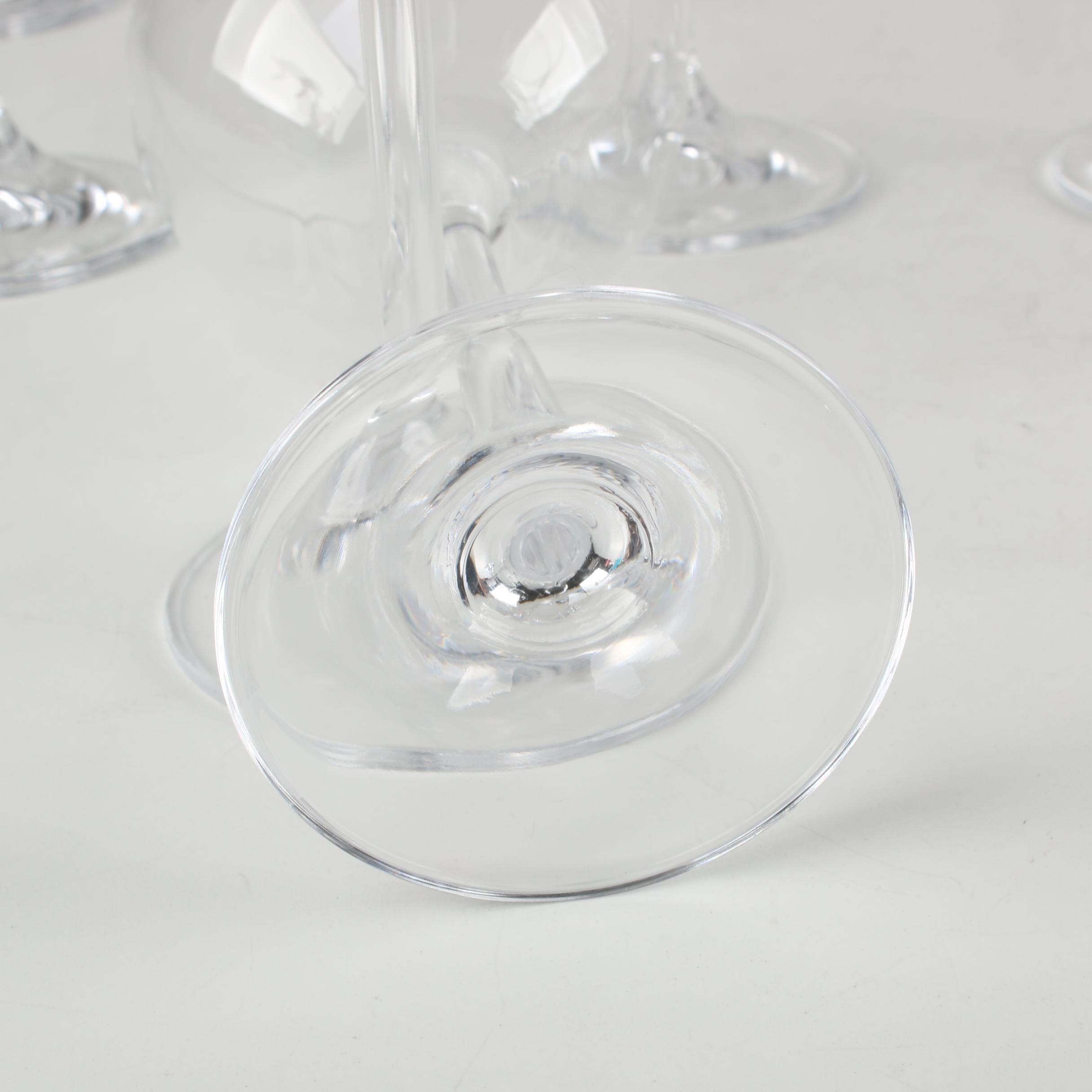 Champagne Flutes and Red Wine Glasses