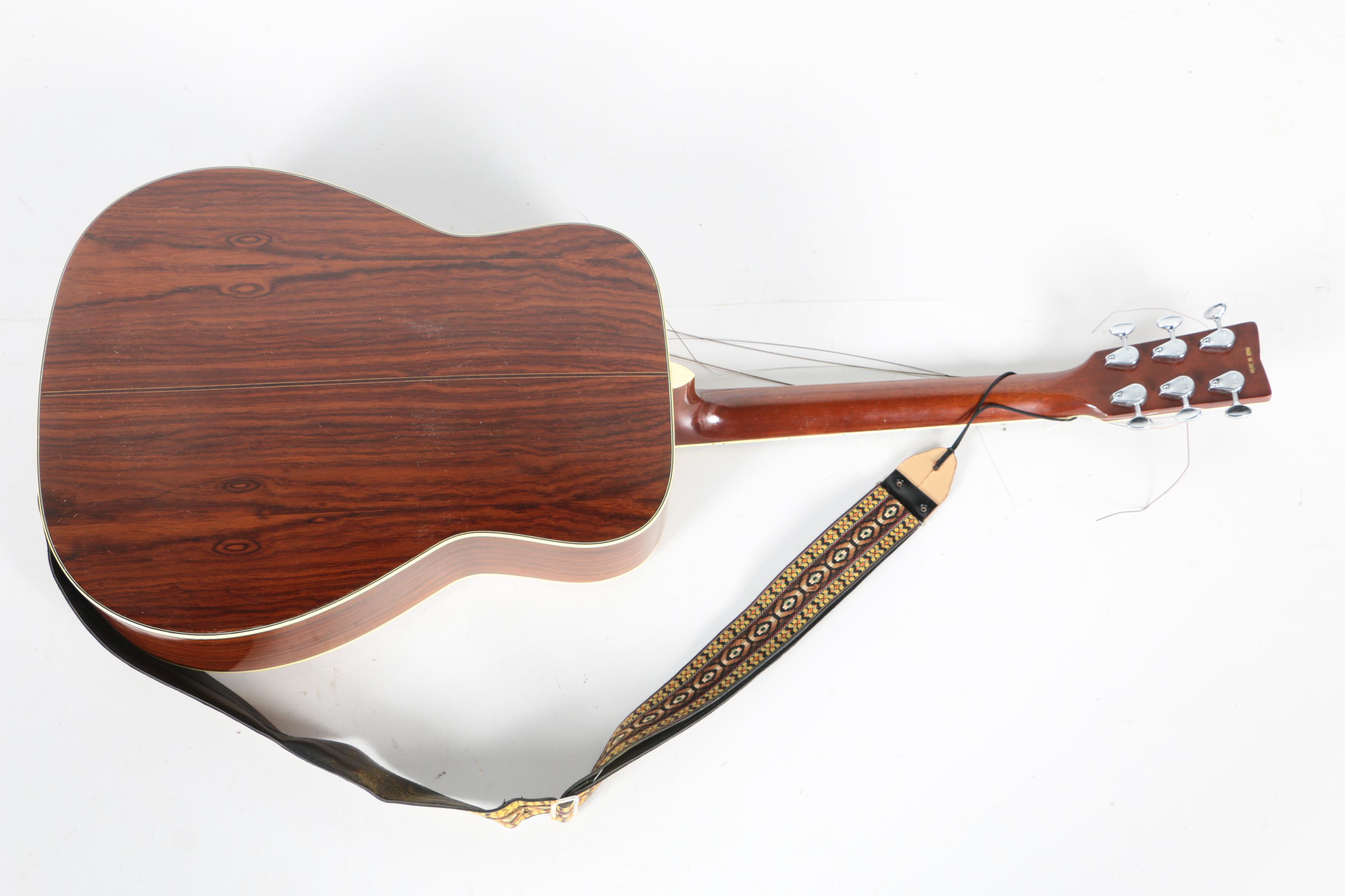 Yamaha FG-300 Acoustic Guitar with Case