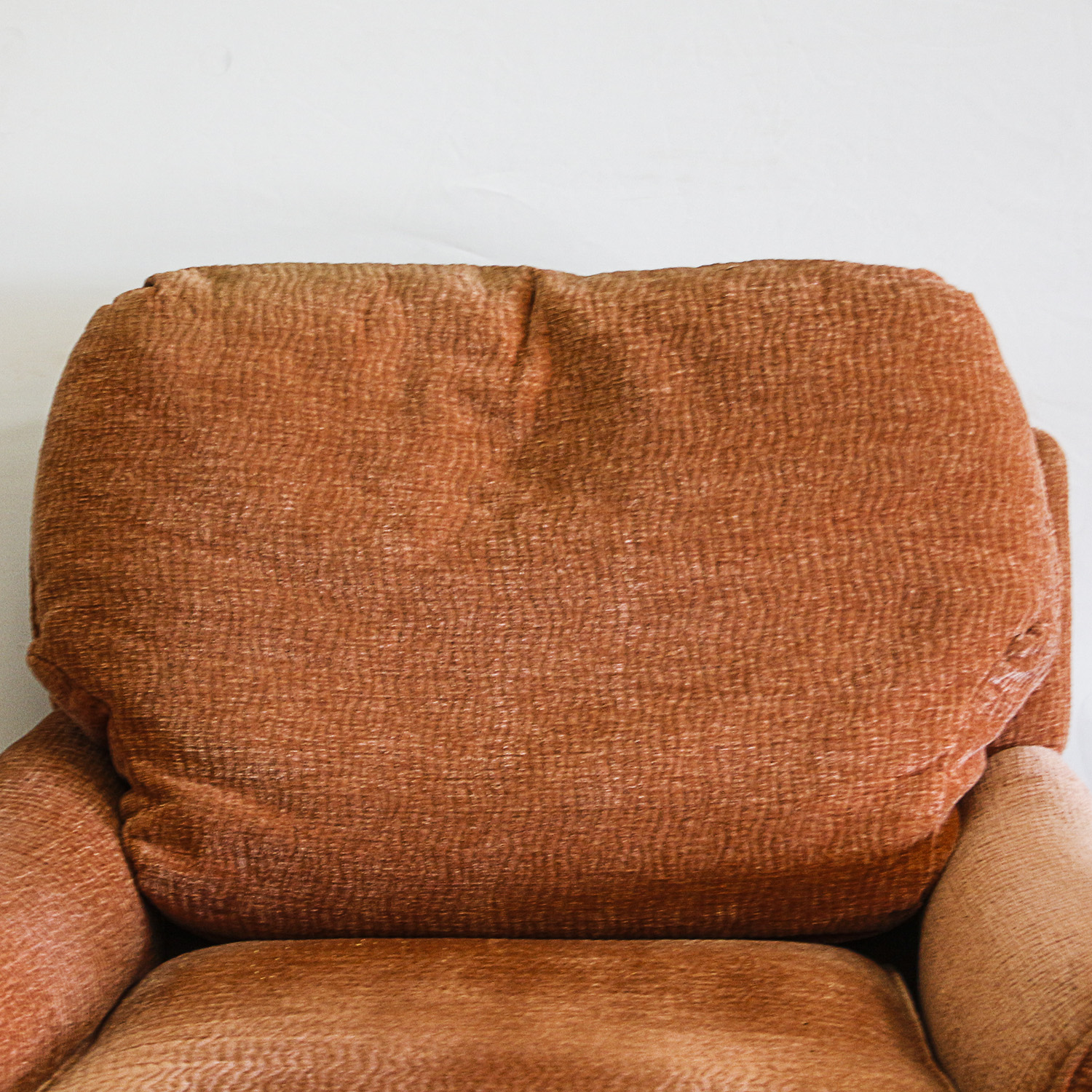 Upholstered Lounge Chair with Ottoman