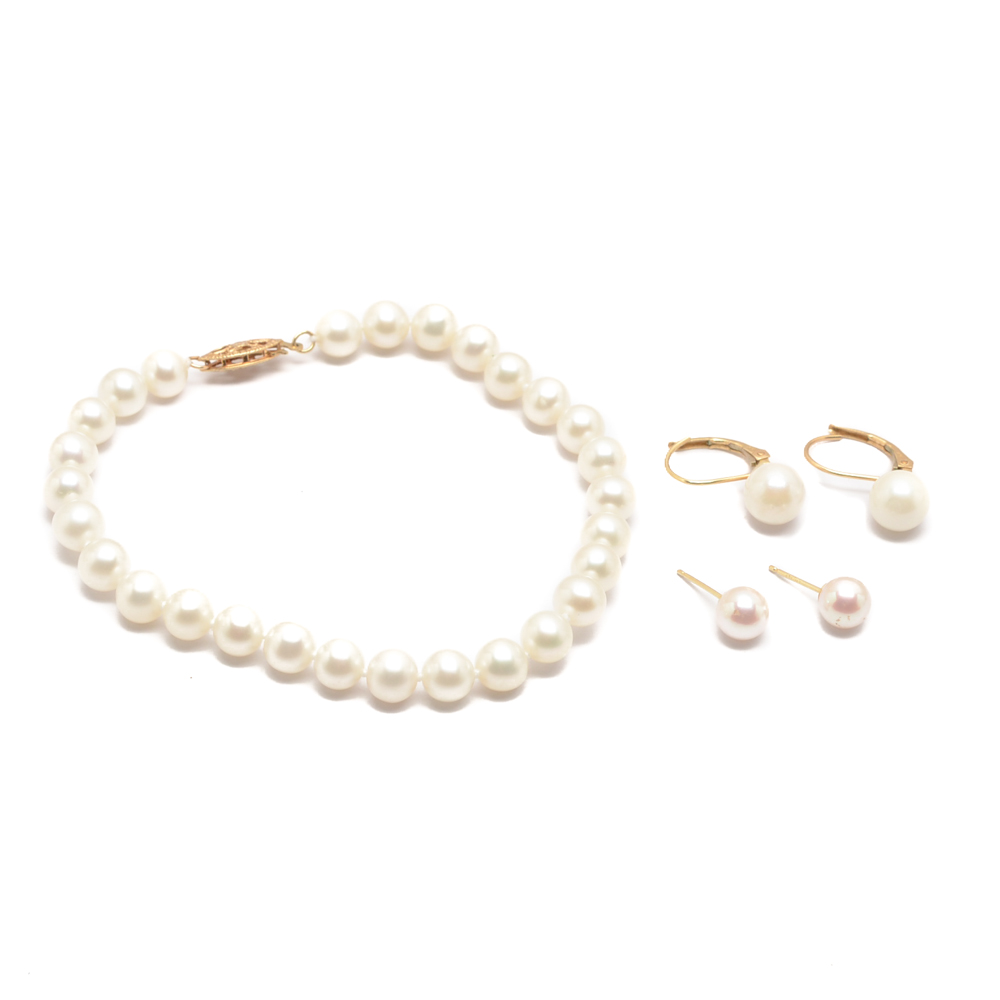 Freshwater Cultured and Cultured Pearl Jewelry