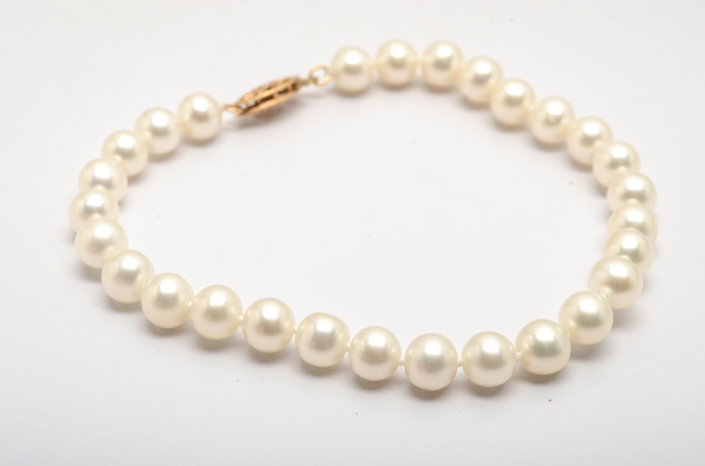Freshwater Cultured and Cultured Pearl Jewelry