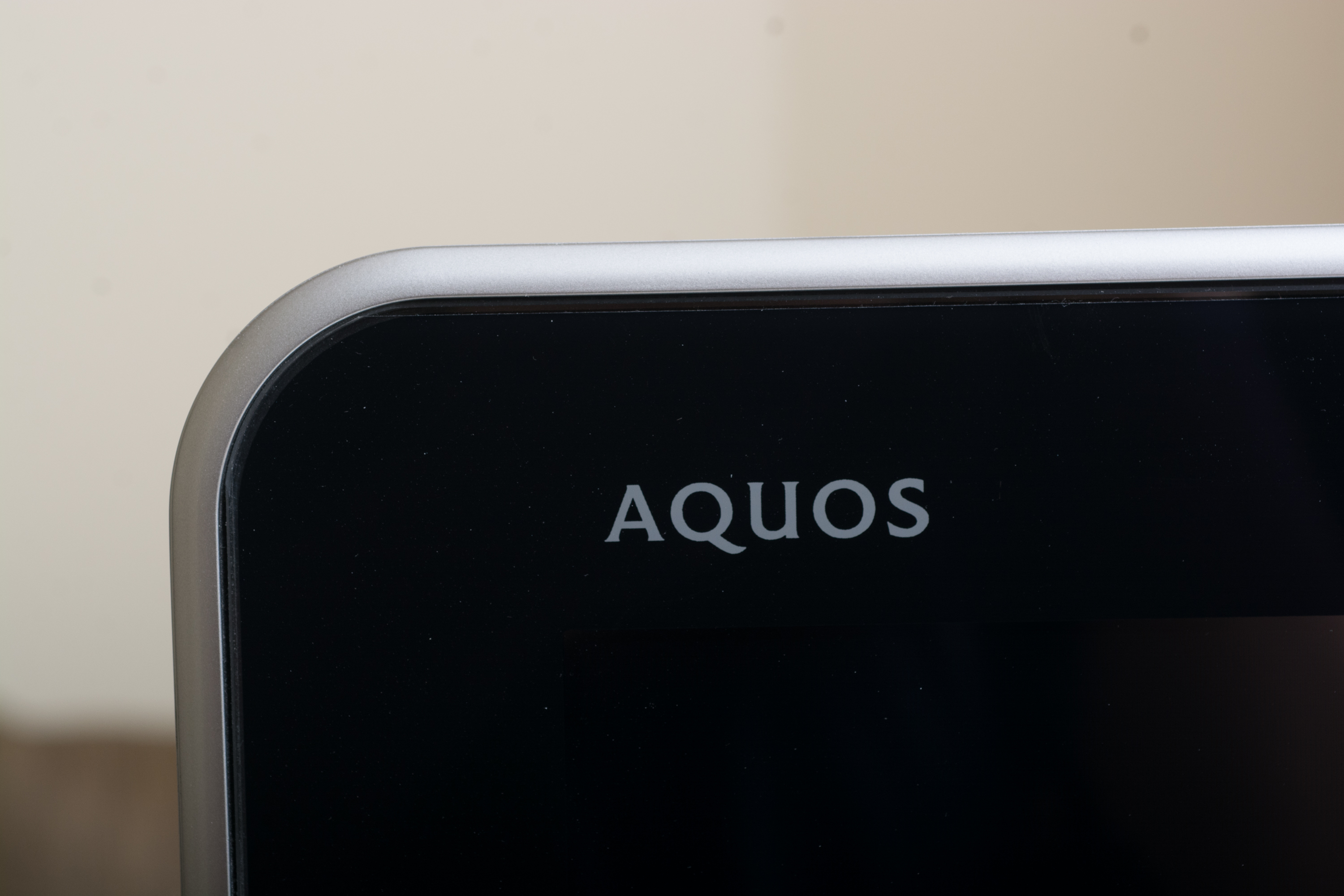 Sharp Aquos Quattron 60" LED-LCD HDTV