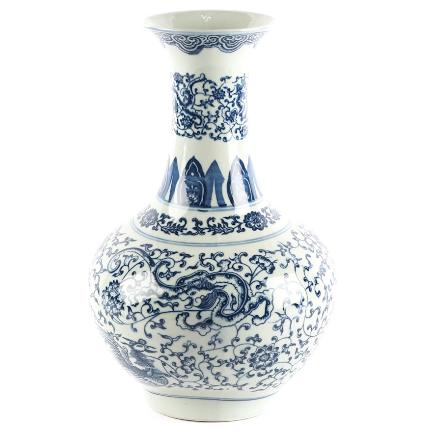 Chinese Ceramic Dragon Vase