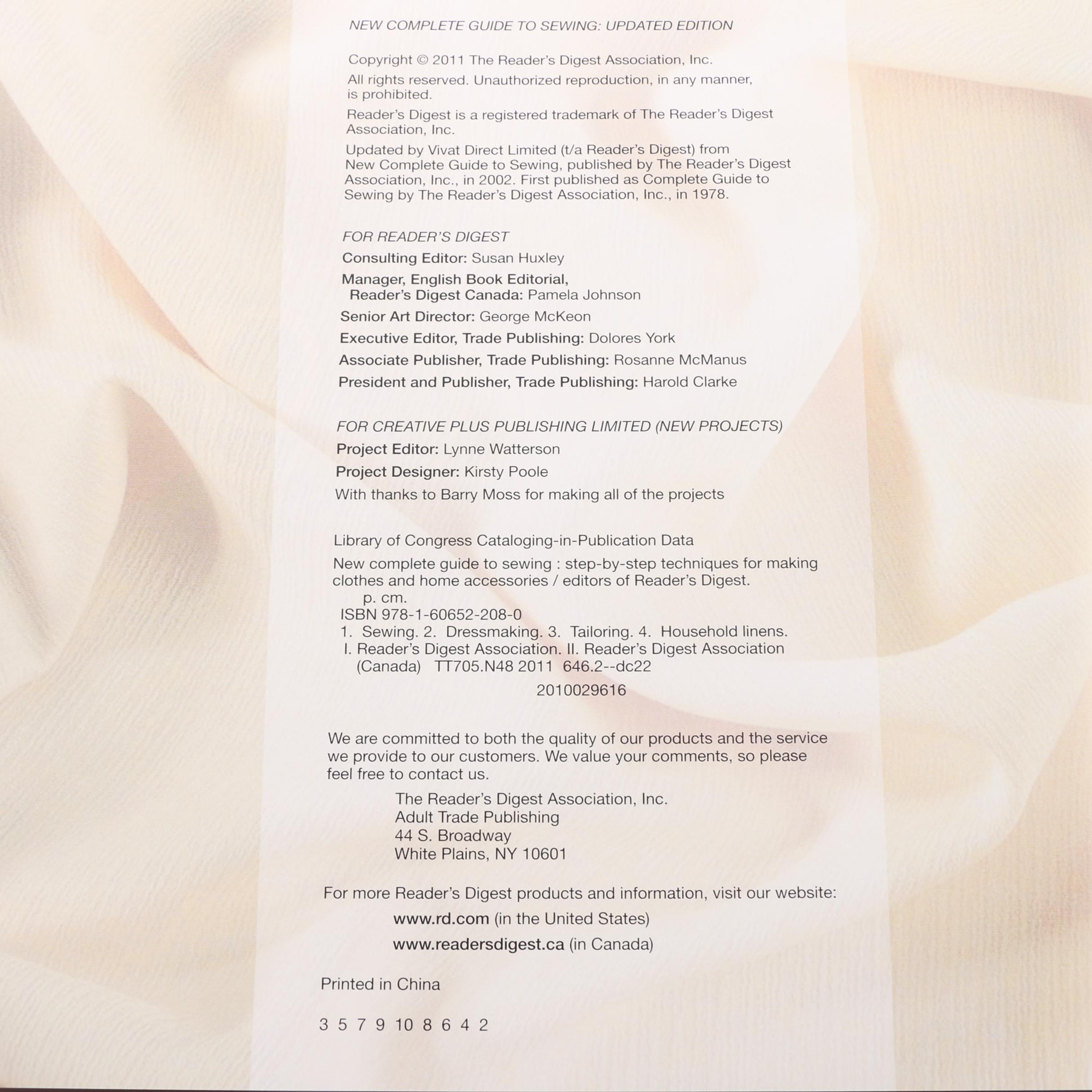 Singer "Simple" Sewing Machine with Books