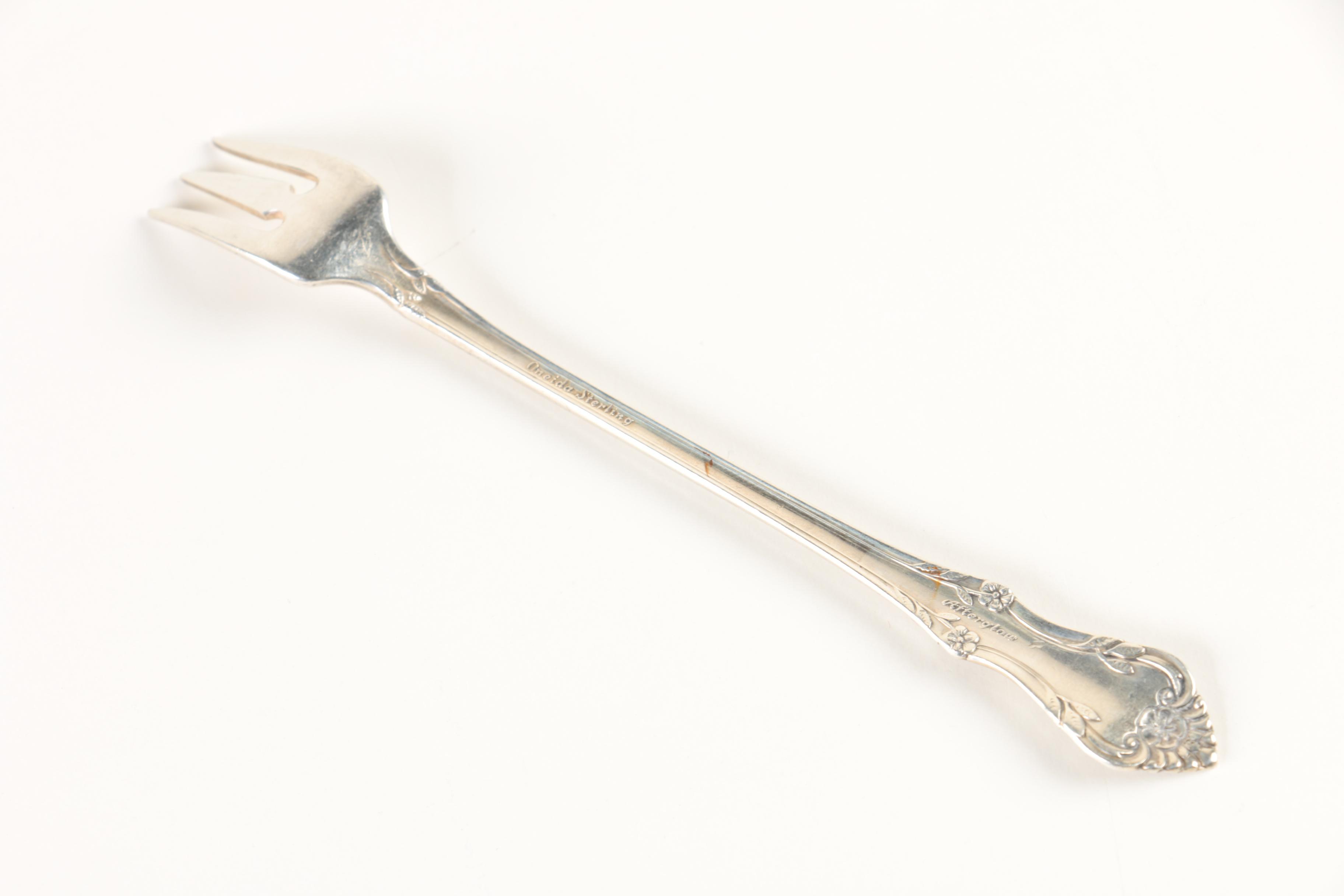 International Silver Co. "Spring Glory" Sterling Silver Flatware Set