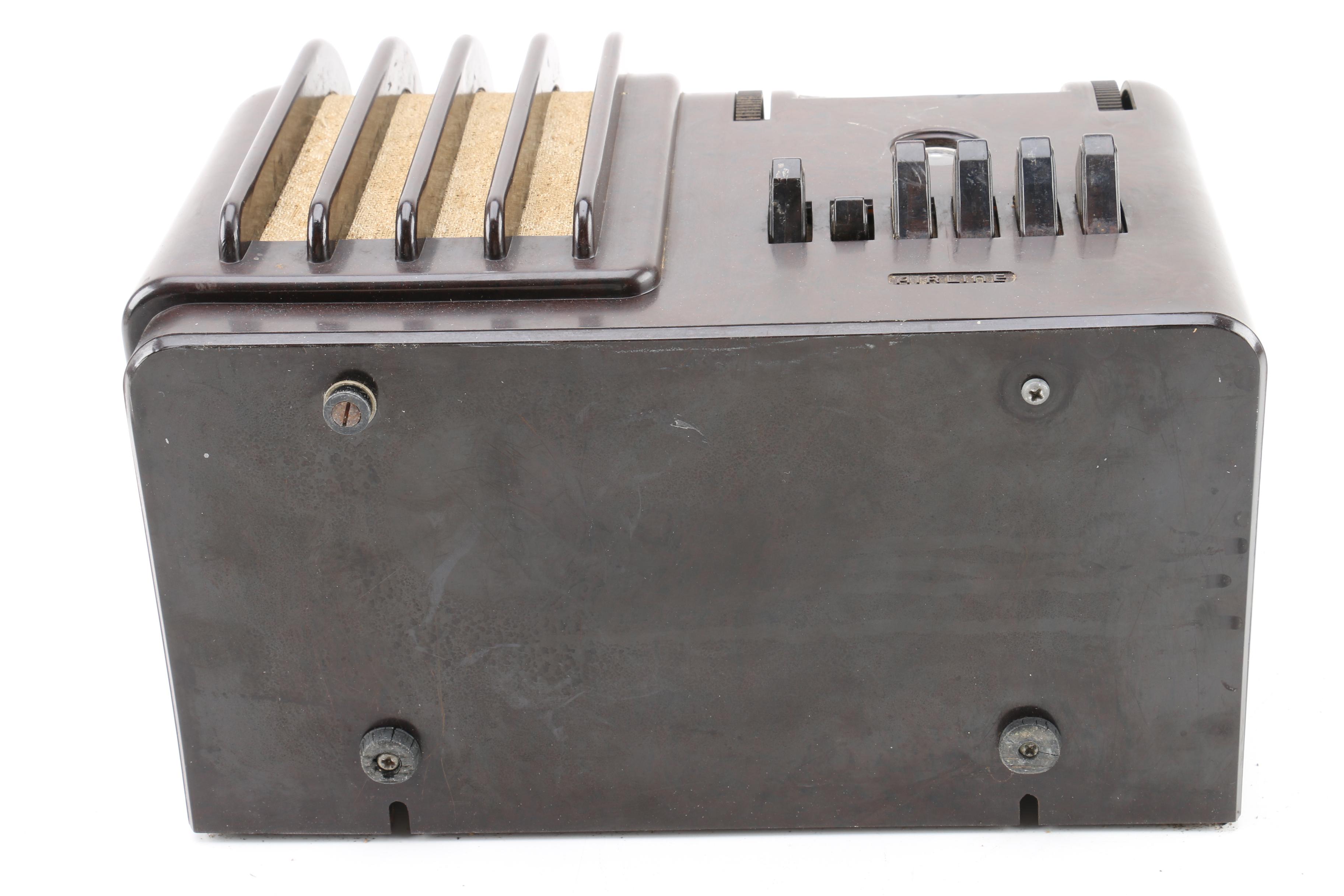 C. 1940s Montgomery Wards Airline Tabletop Radio