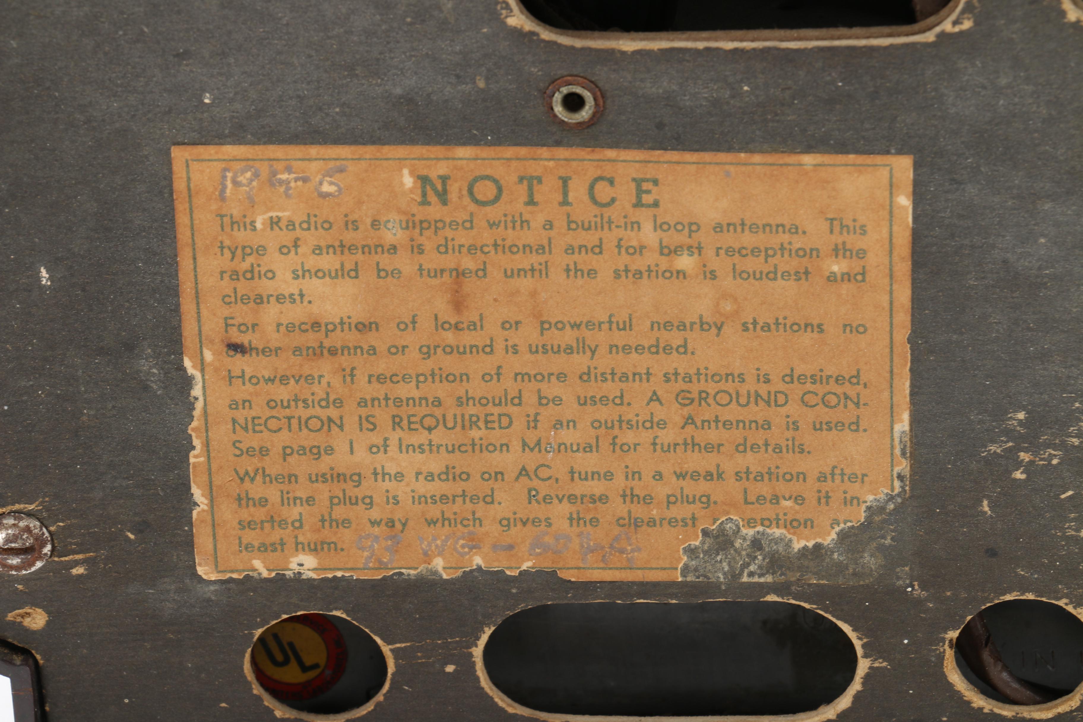 C. 1940s Montgomery Wards Airline Tabletop Radio