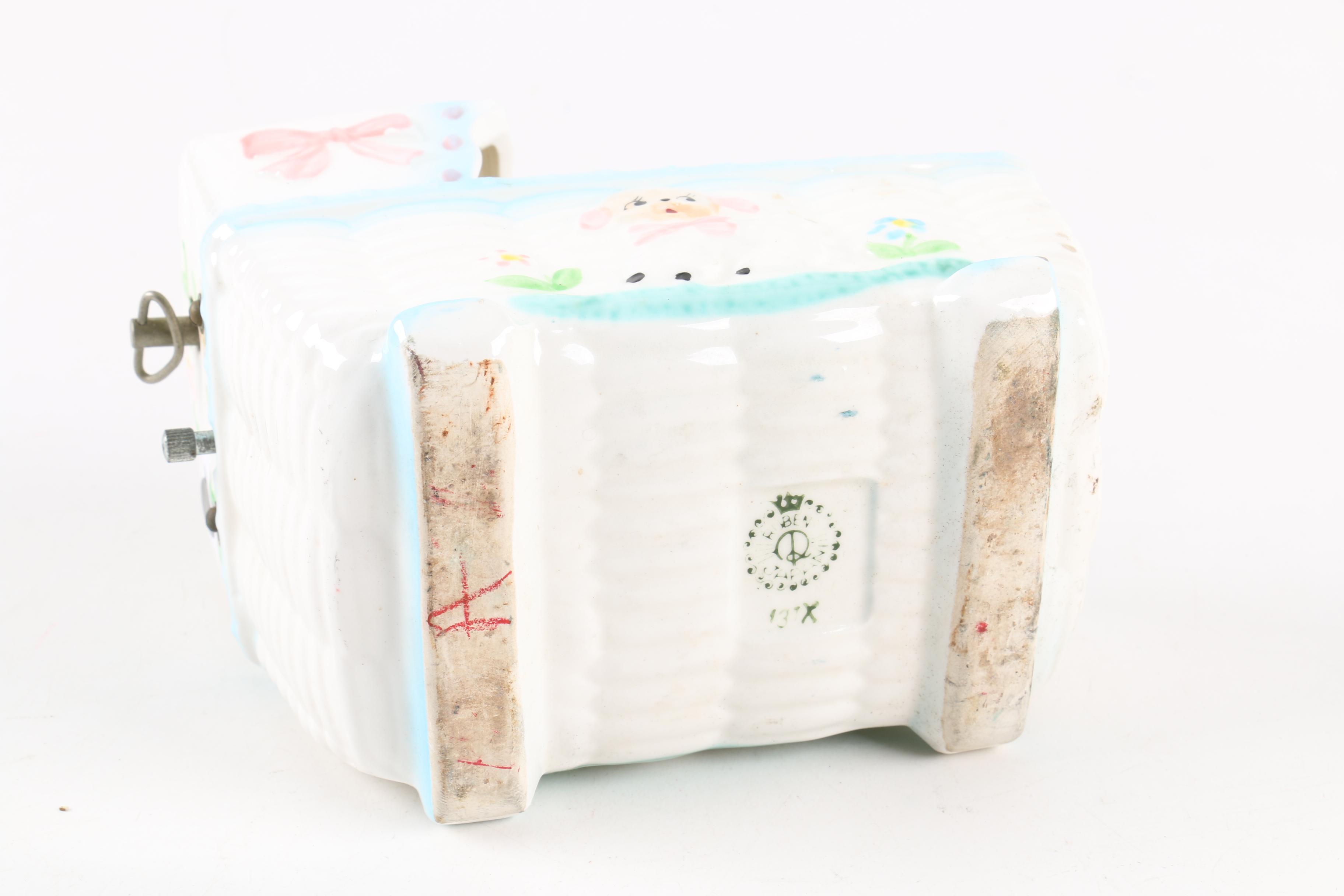 Ruben Musical Bassinet, Pink Doll and Clown Planters