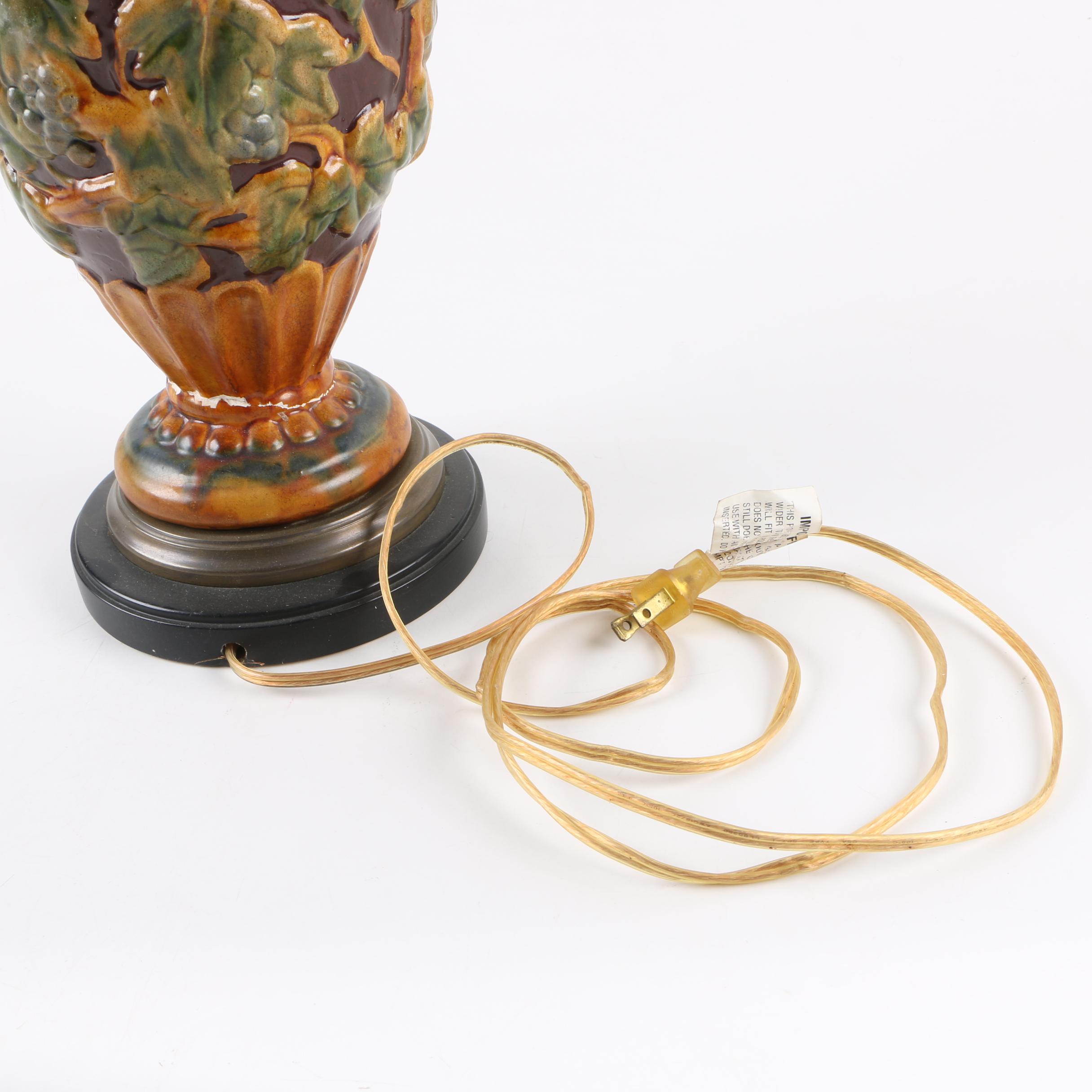 Vintage Ceramic Ram's Head Embellished Table Lamp