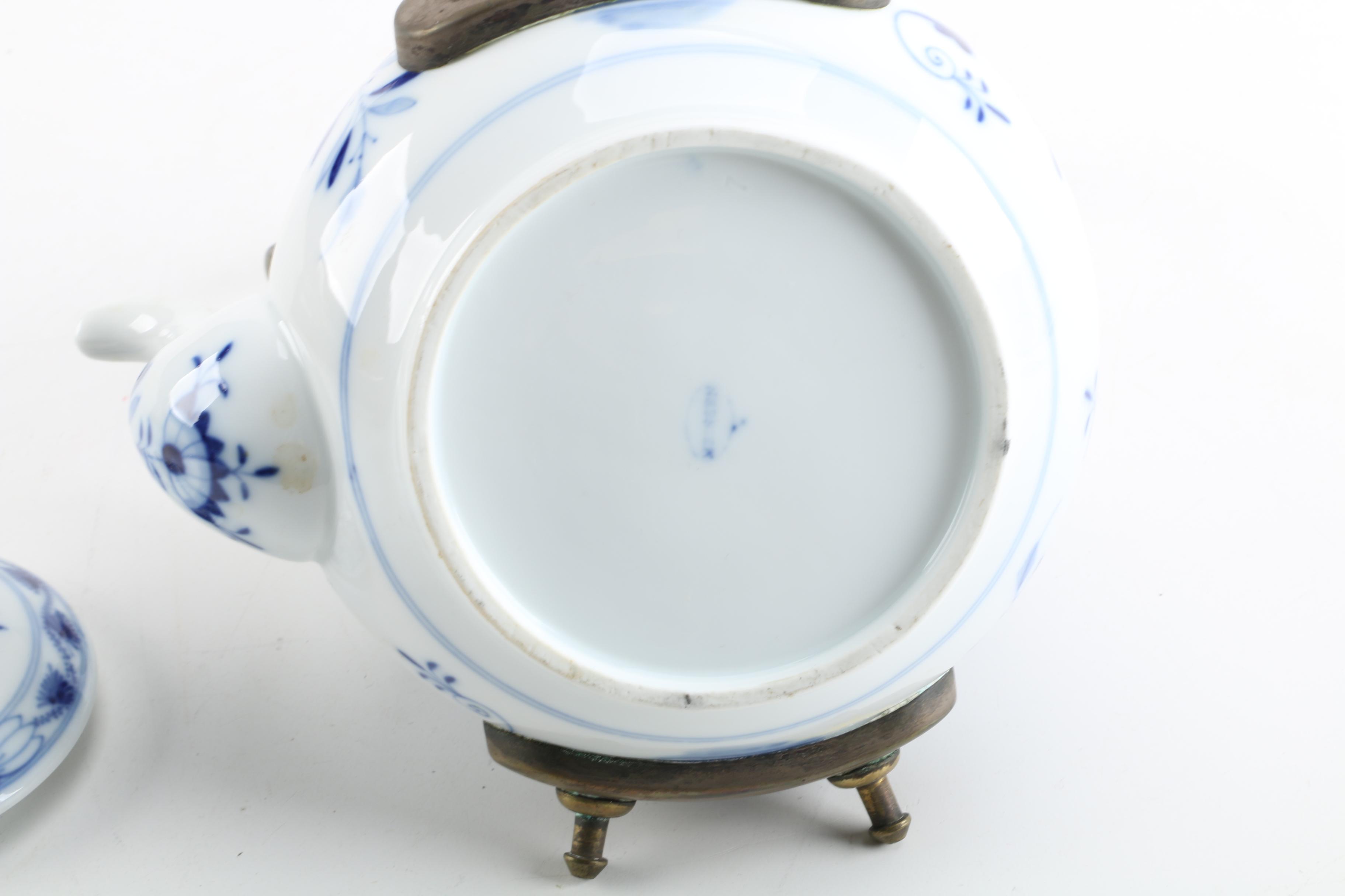 Antique Carl Teichert Meissen "Blue Onion" Porcelain Teapot