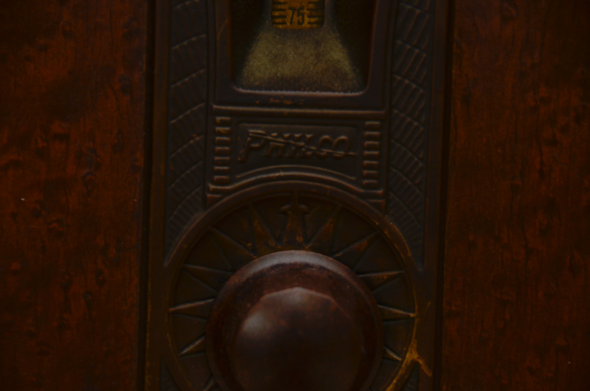 1930 Philco Model 95 Lowboy Console Radio