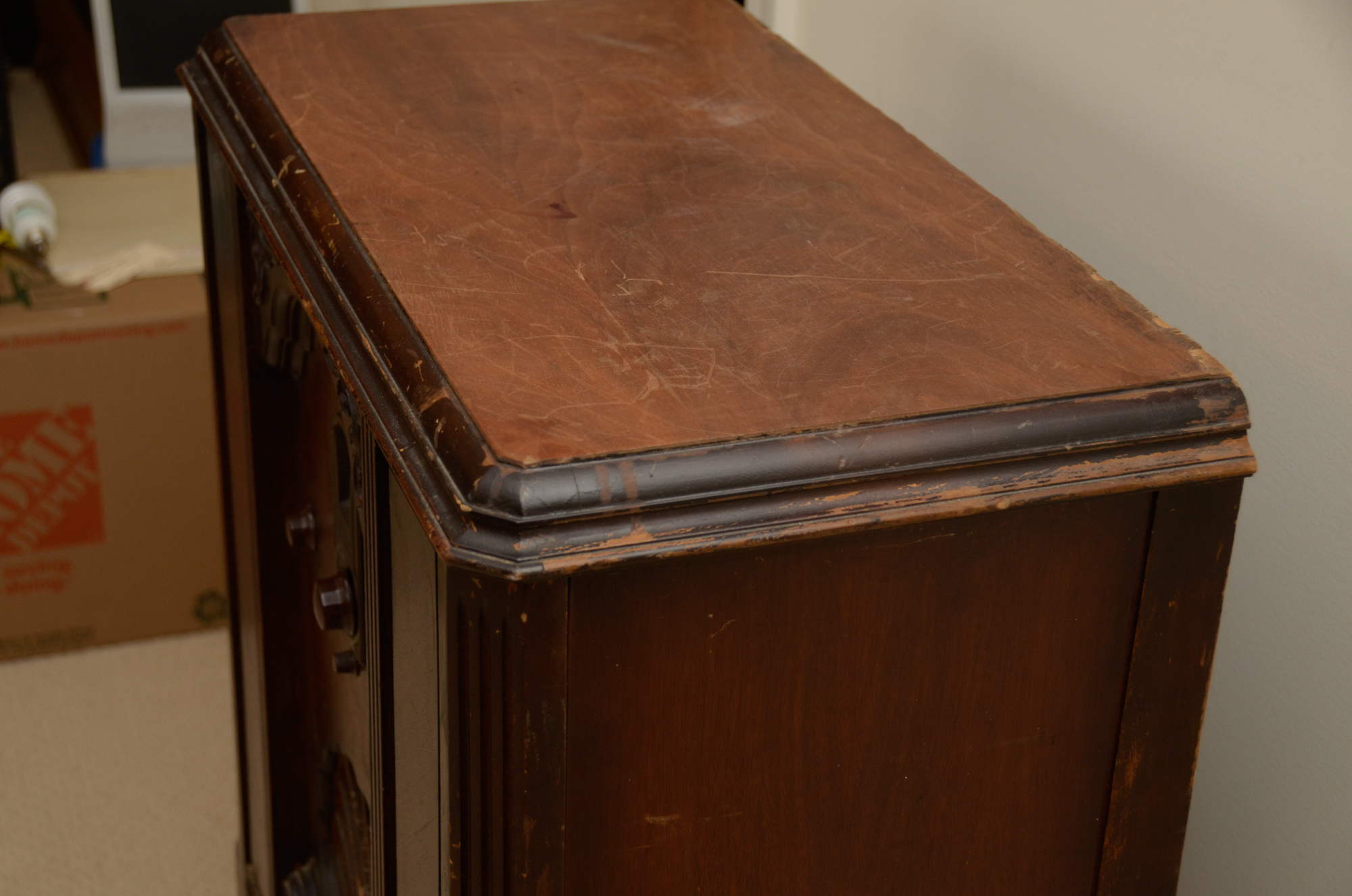 1930 Philco Model 95 Lowboy Console Radio