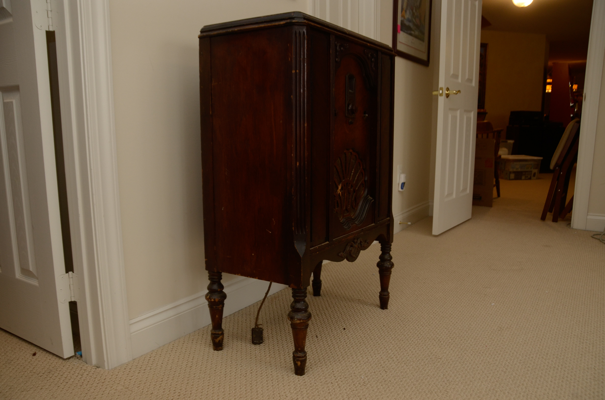 1930 Philco Model 95 Lowboy Console Radio