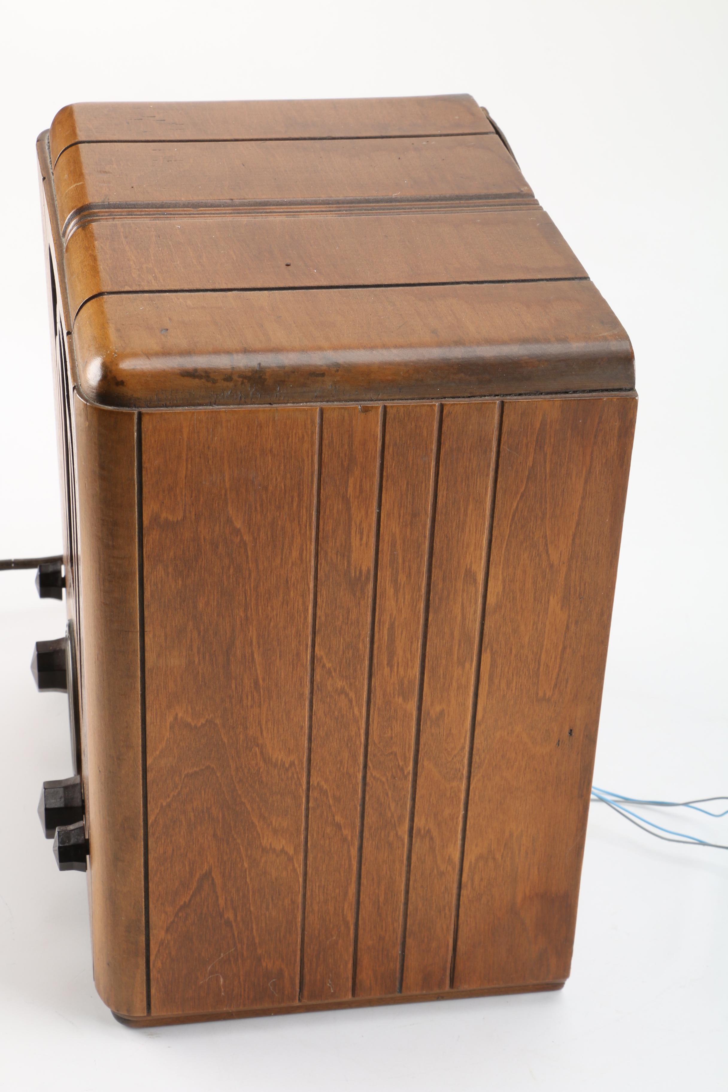 Crosley Model 515 Tube Radio