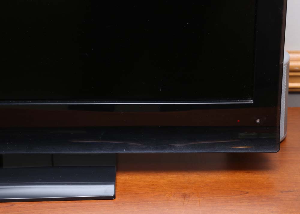 42" Insignia LCD Television