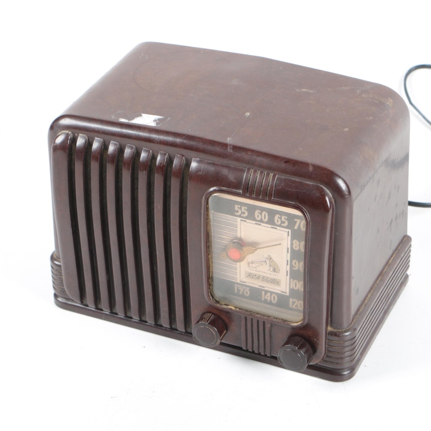 1940s RCA Victor Bakelite Radio
