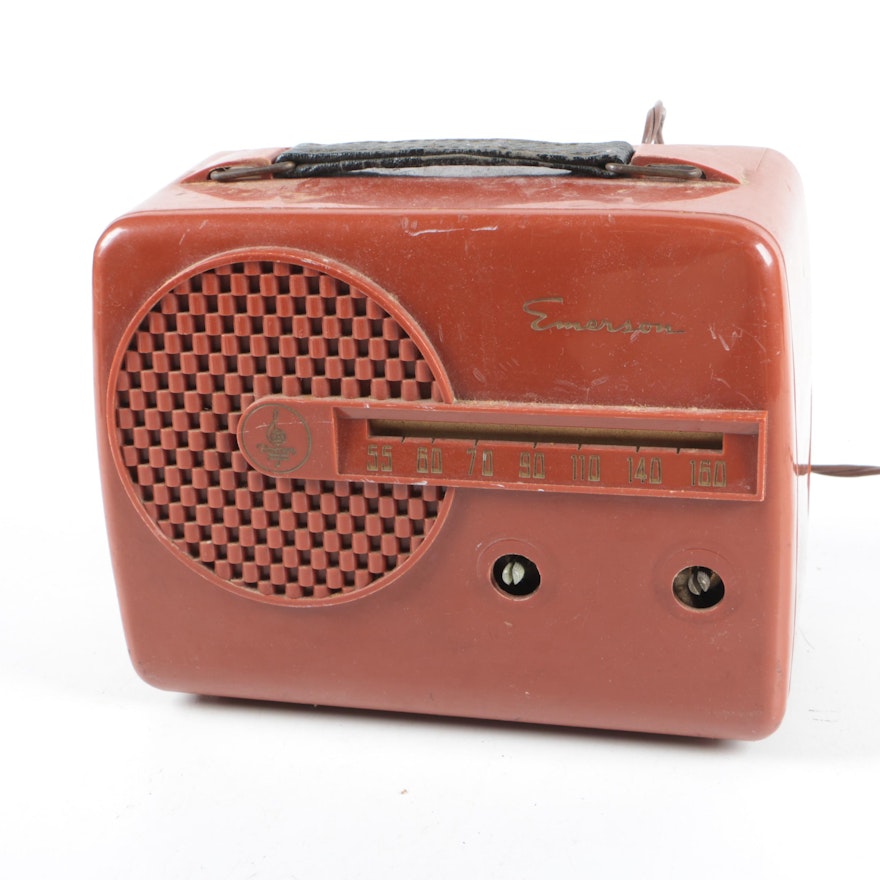 1950s Emerson Model 646 AM Radio