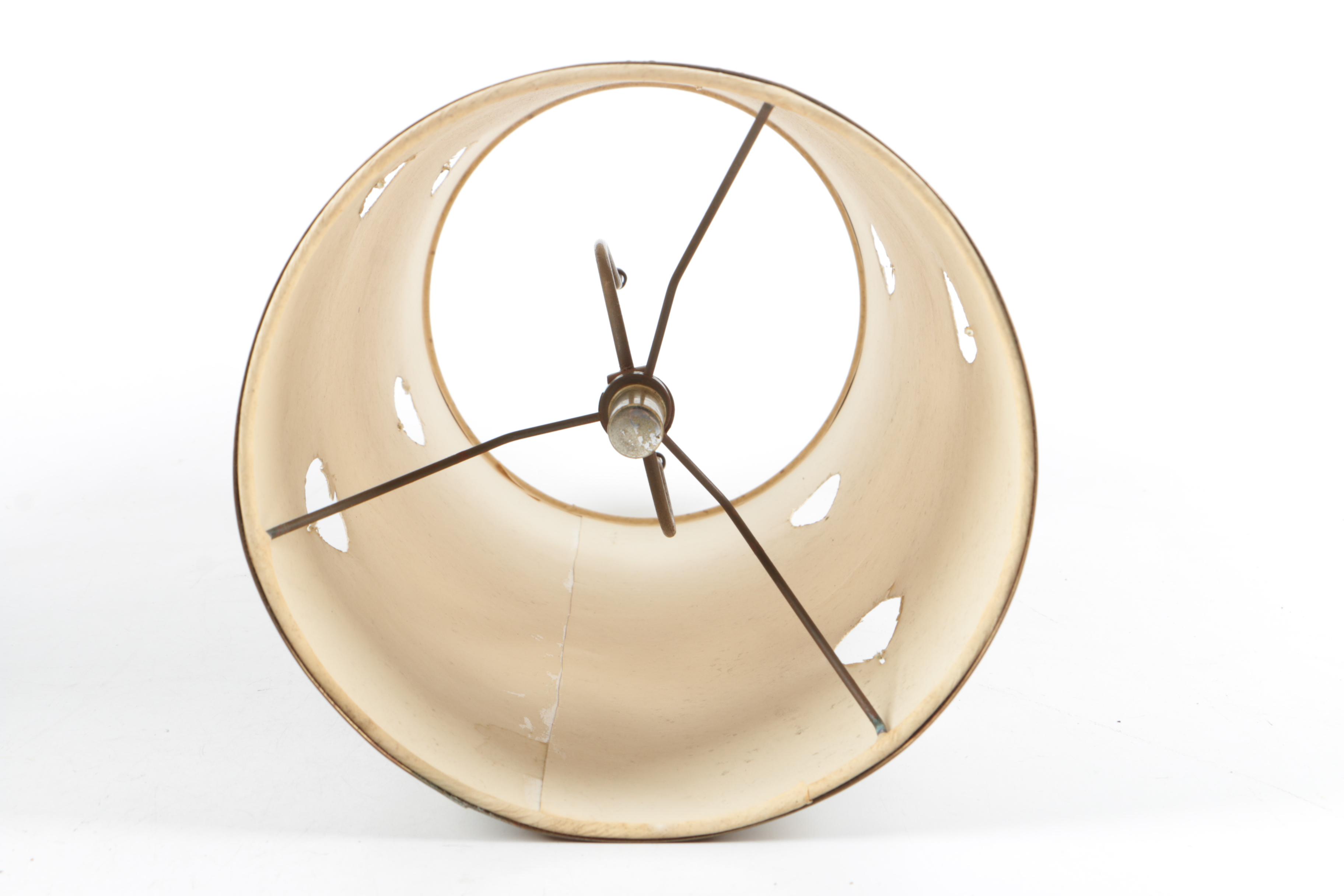 Hollywood Recency Style Table Lamp With Prisms