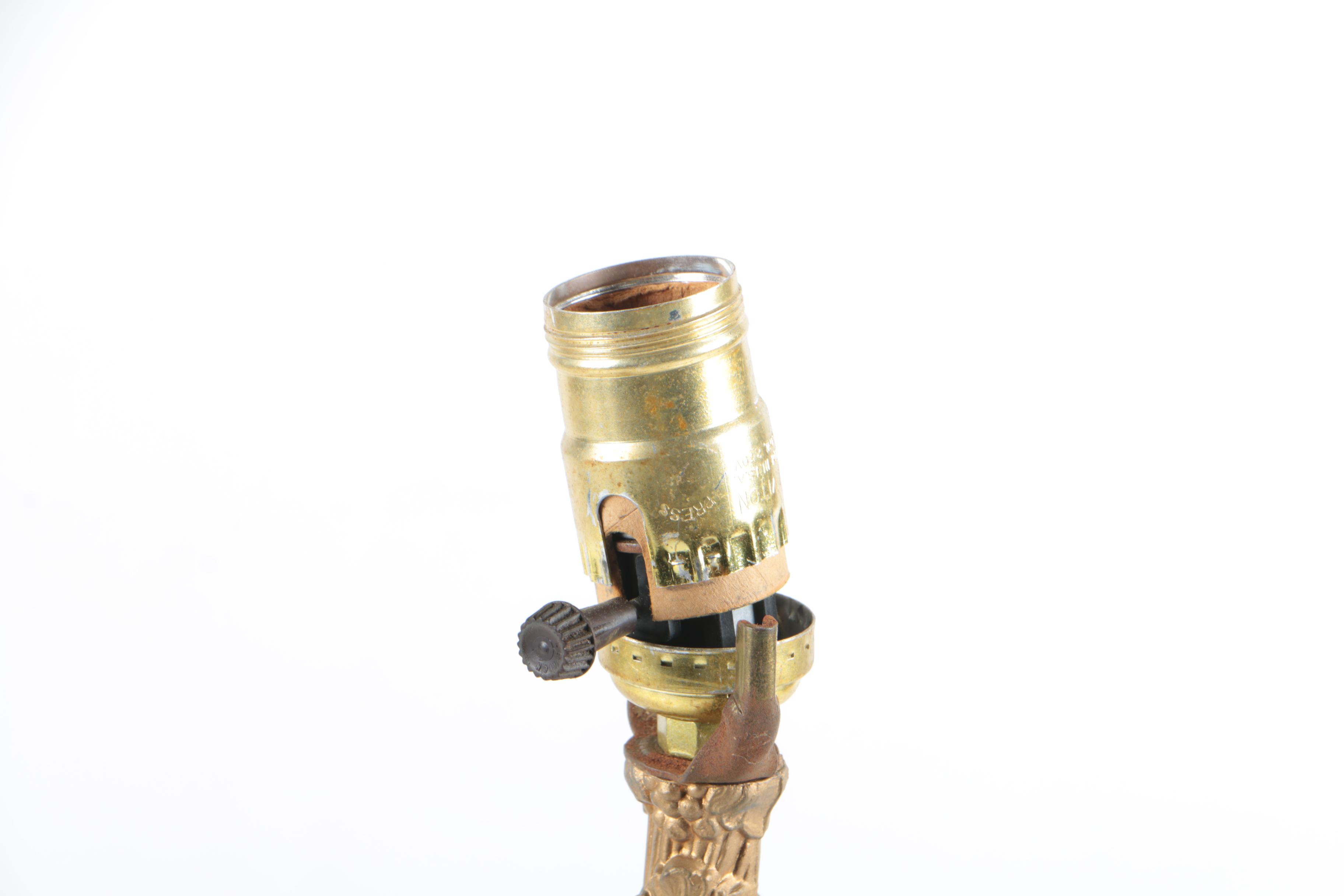 Hollywood Recency Style Table Lamp With Prisms