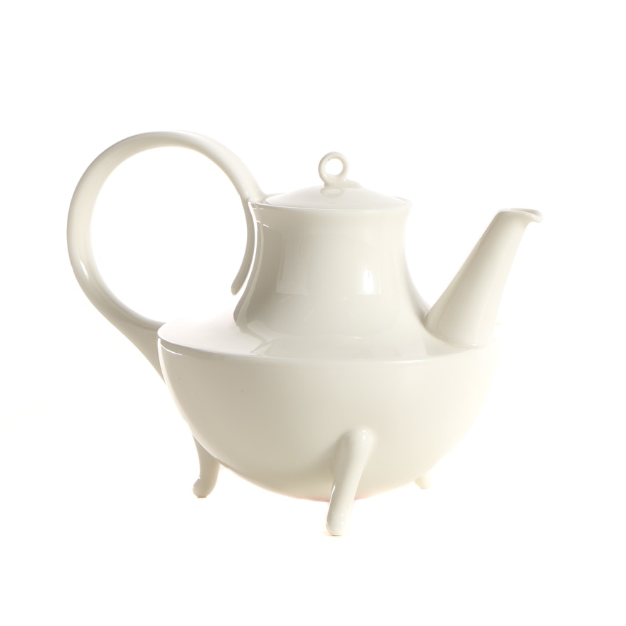 Oscar Tusquets Blanca "Victoria" Porcelain Teapot