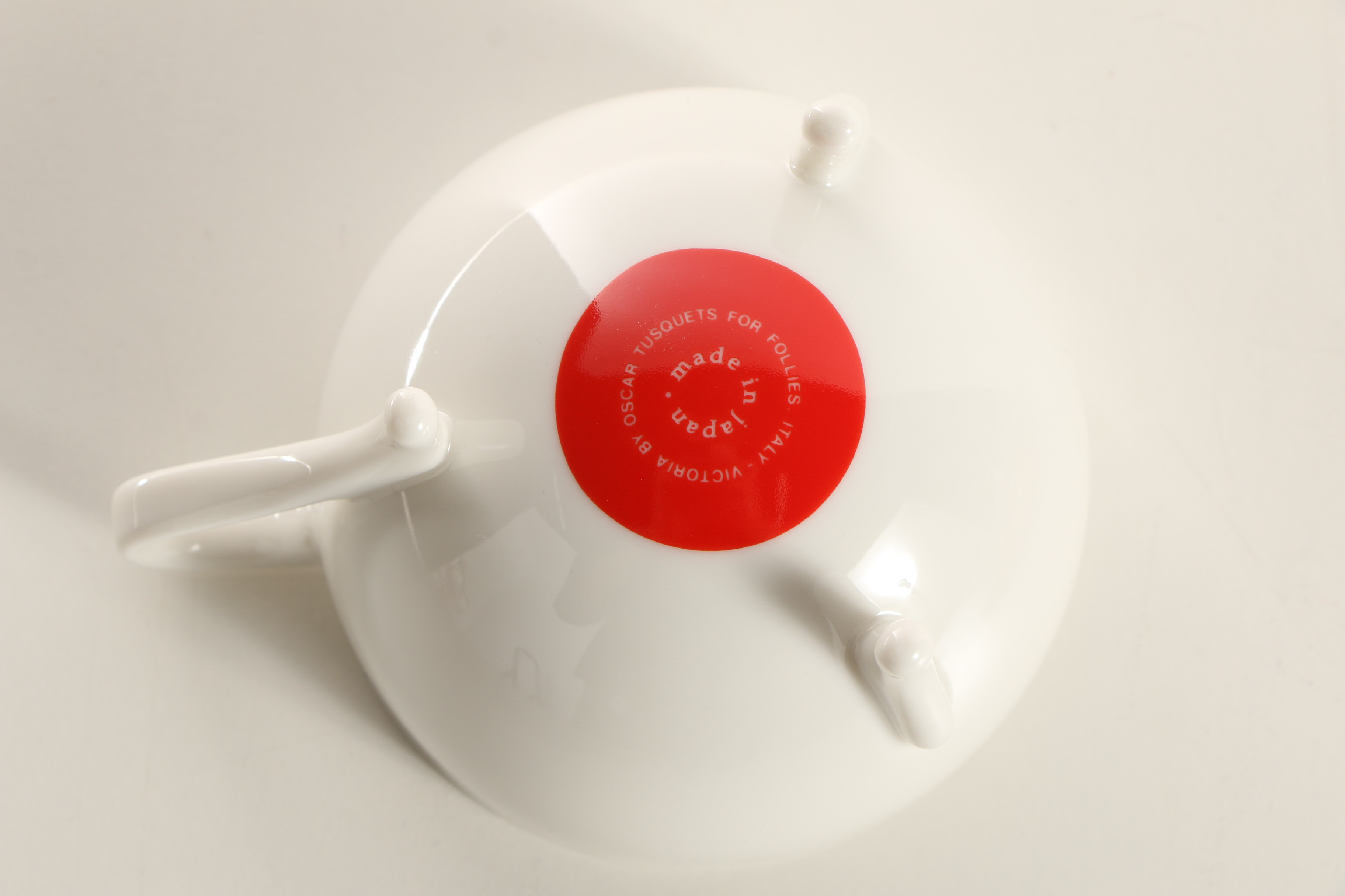 Oscar Tusquets Blanca "Victoria" Porcelain Teacup and Saucer