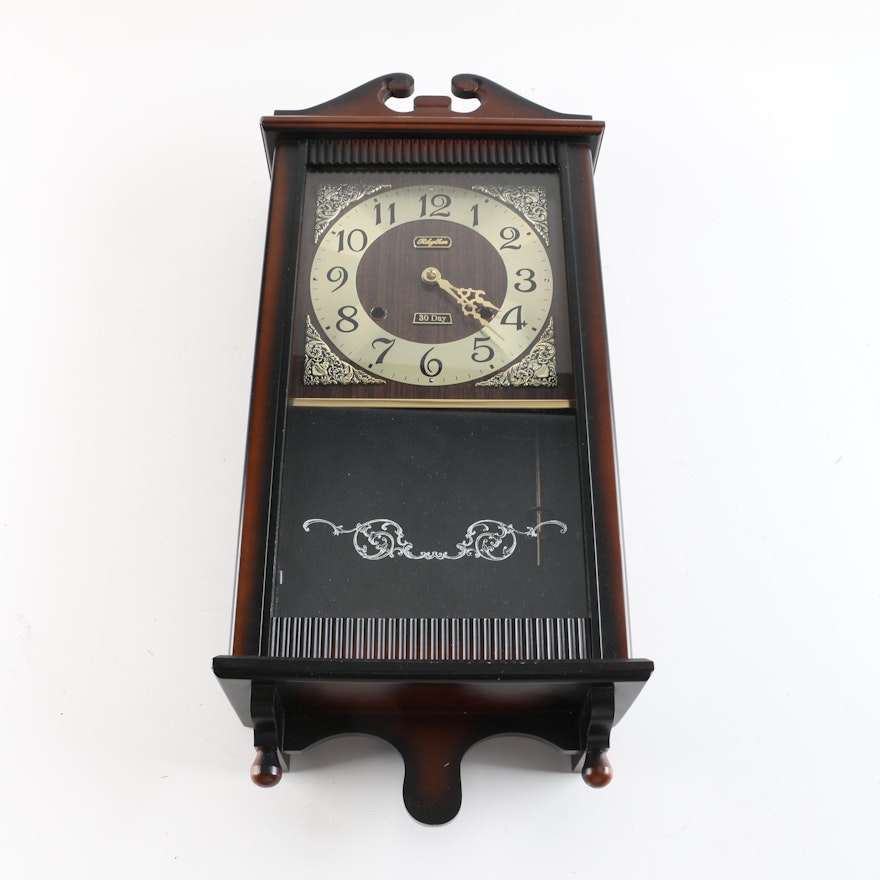 Rythm Chiming Wooden Wall Clock