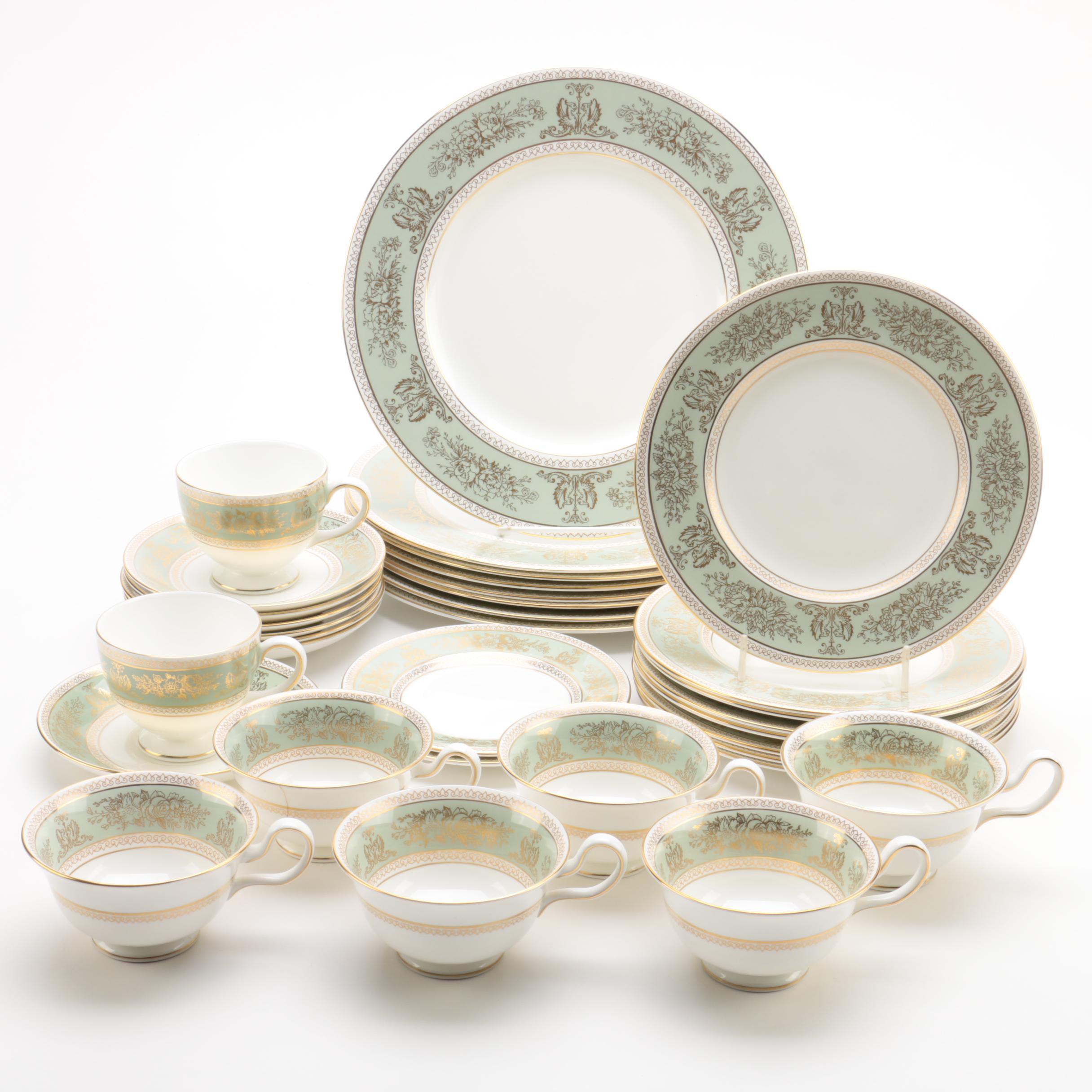 Wedgwood 'Columbia Sage Green' Dinnerware