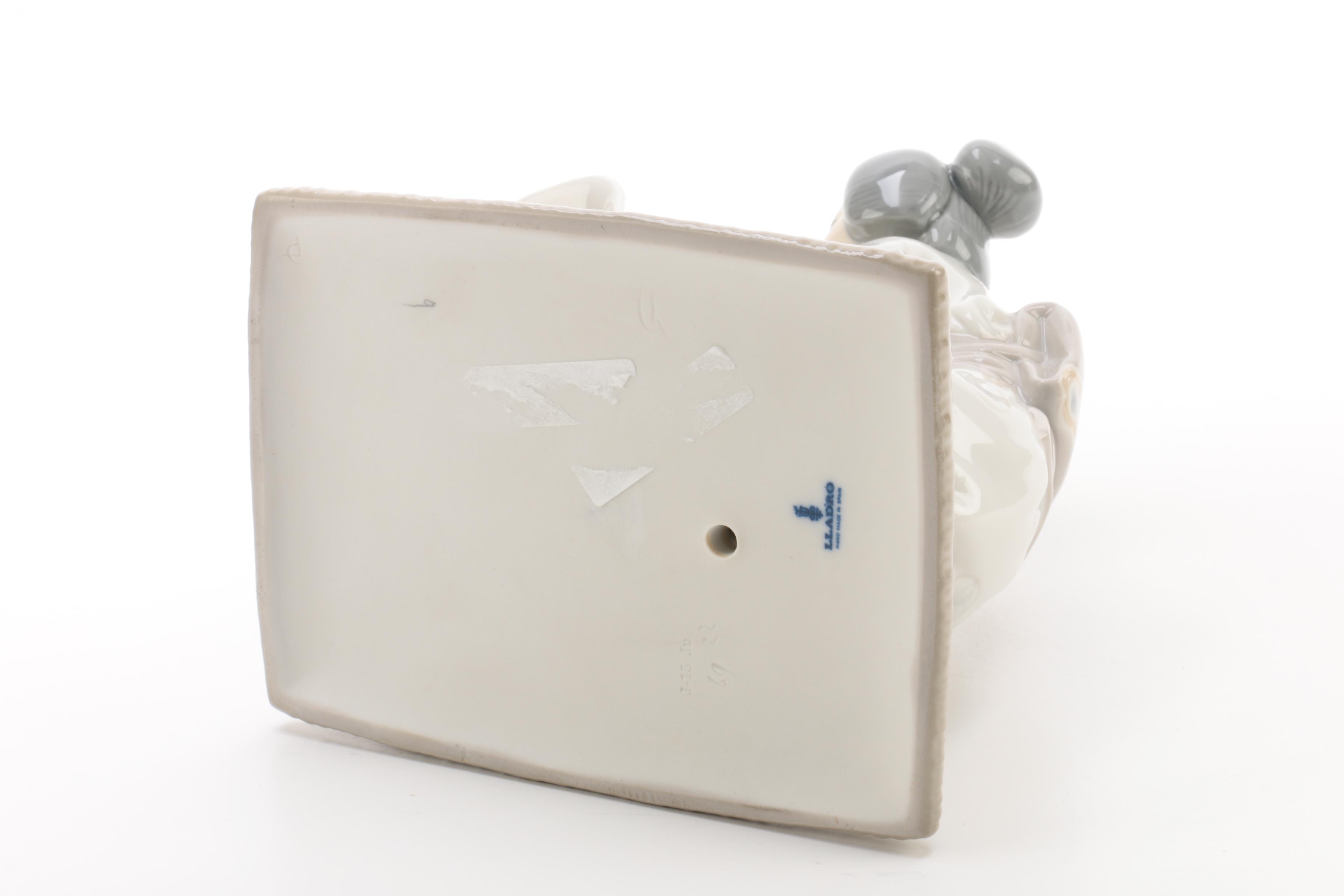 Retired Lladró "Japanese Girl Decorating" Porcelain Figurine