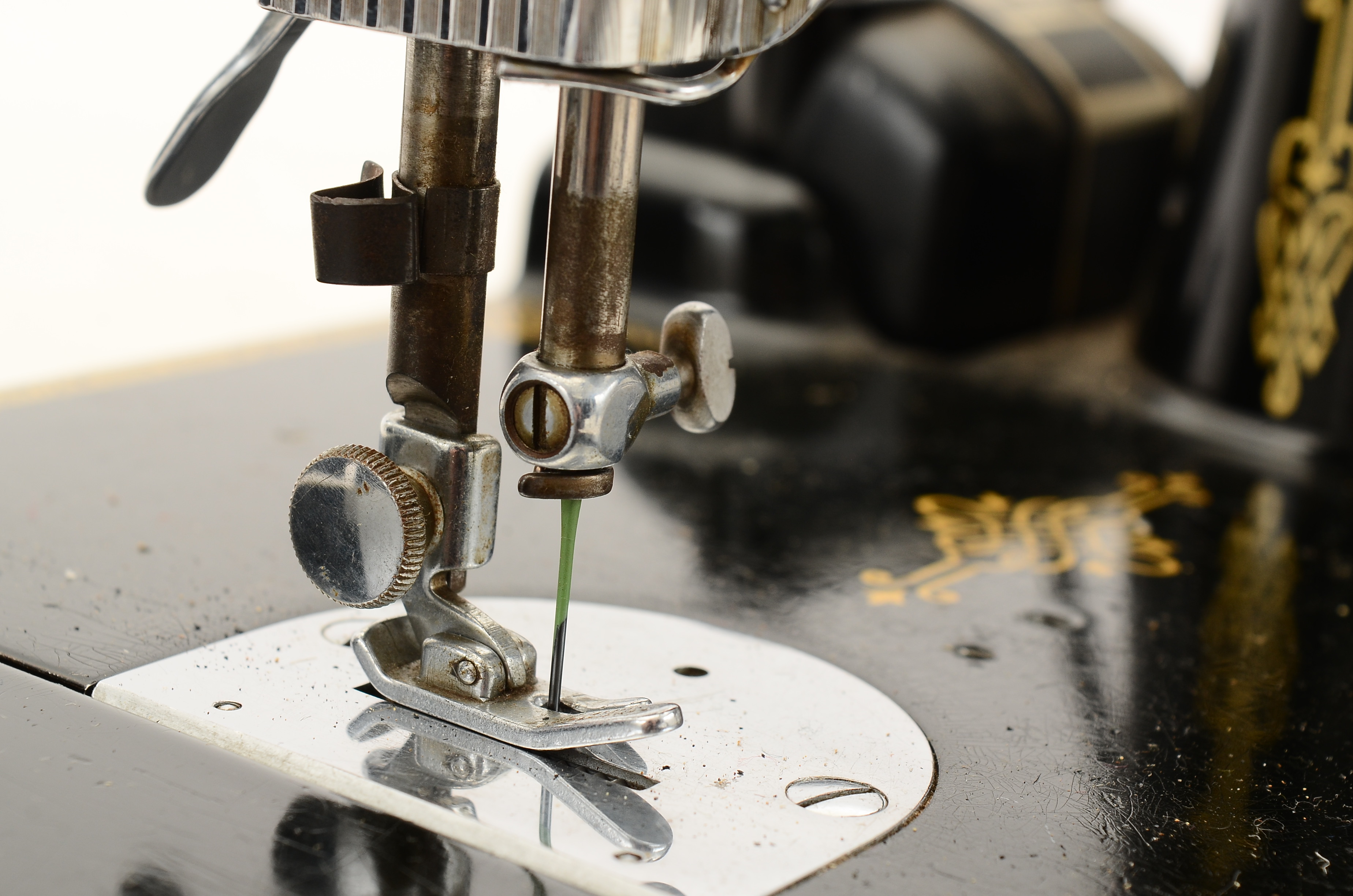 Vintage Portable Electric Singer Sewing Machine, Model 221-1