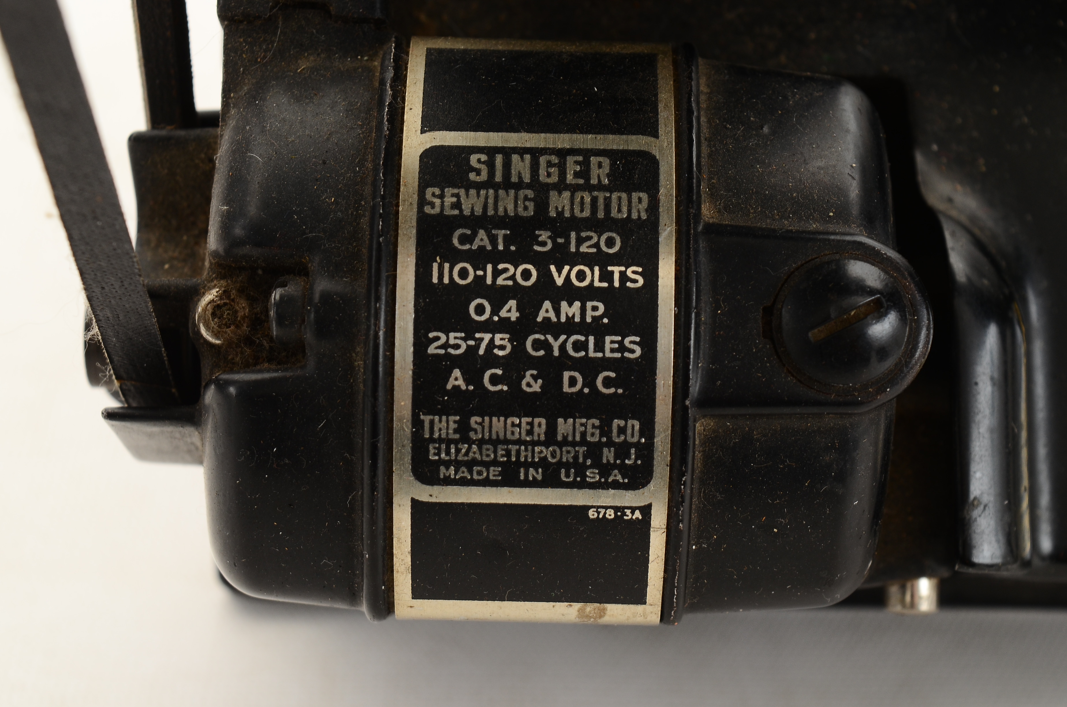 Vintage Portable Electric Singer Sewing Machine, Model 221-1