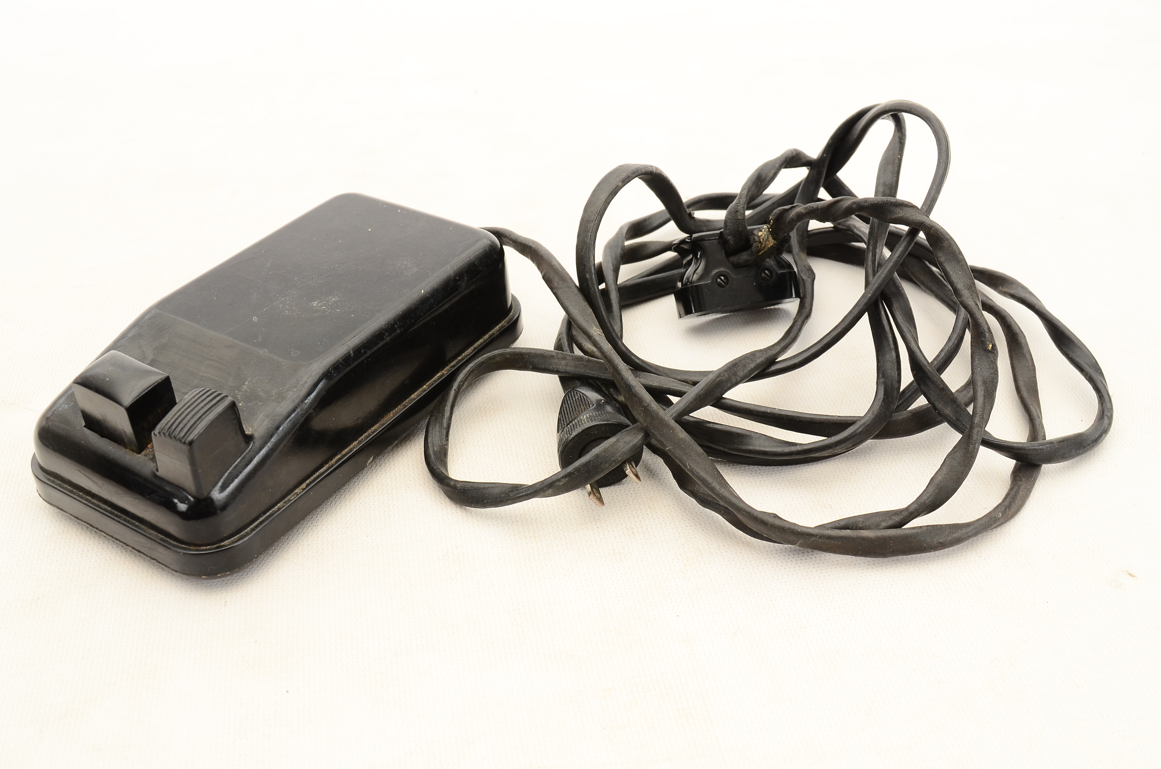 Vintage Portable Electric Singer Sewing Machine, Model 221-1