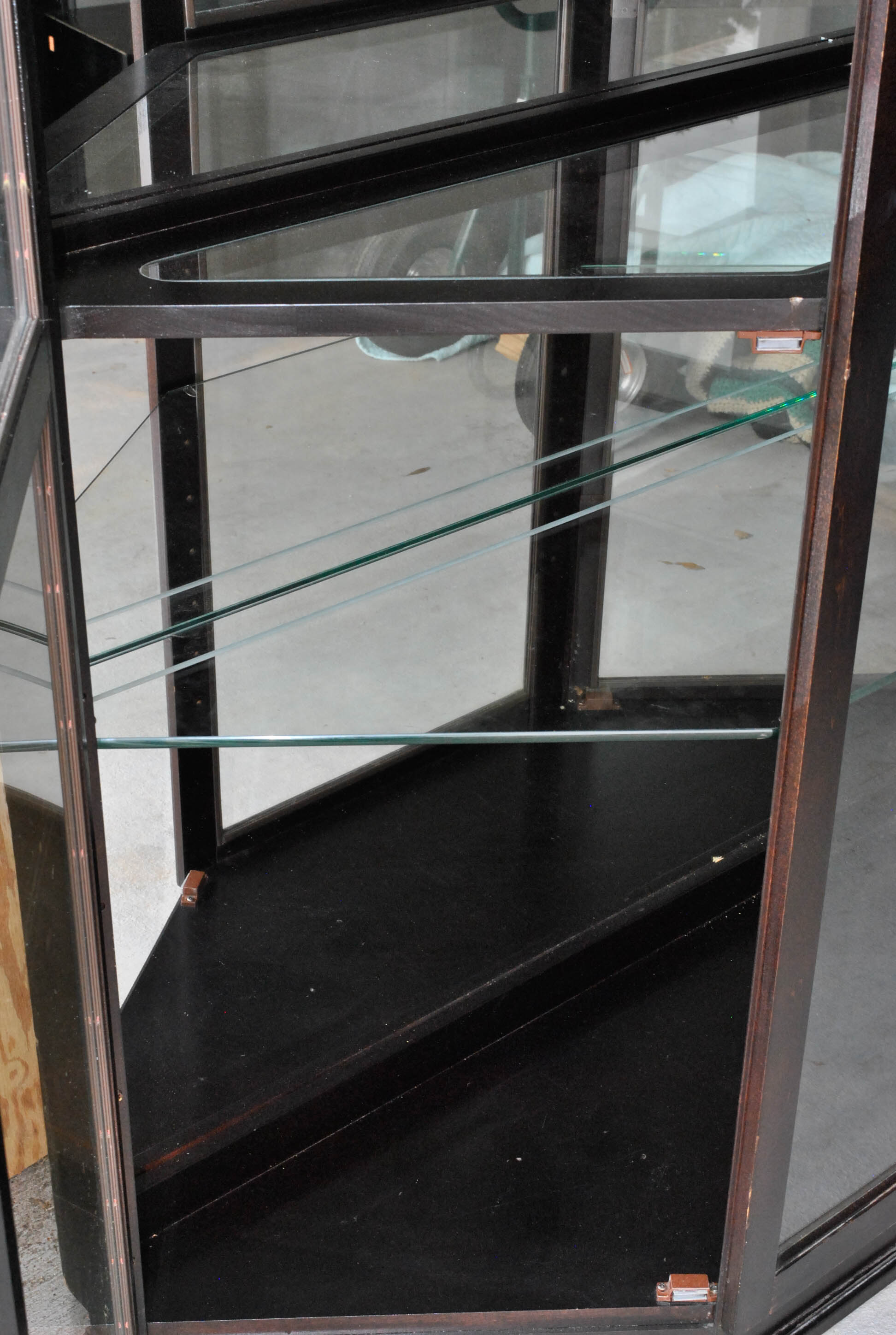 "Keepsakes" Lighted Curio Cabinet by Pulaski Furniture Corporation