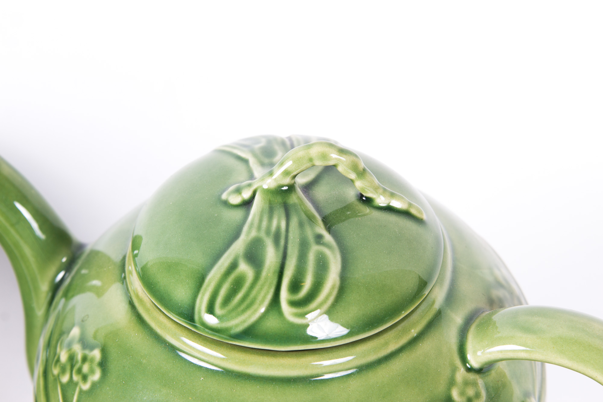 Portuguese Bordallo Pinheiro "Dragonfly" Tableware