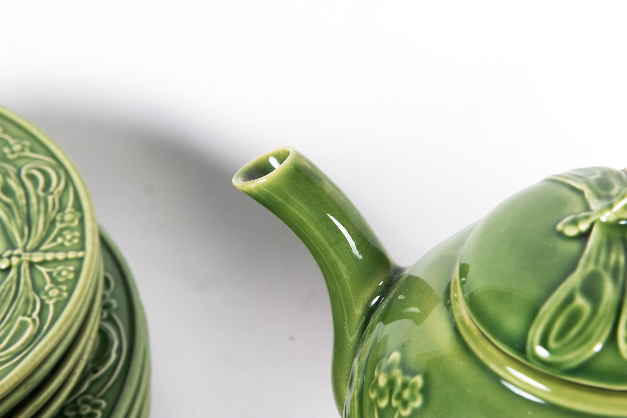 Portuguese Bordallo Pinheiro "Dragonfly" Tableware