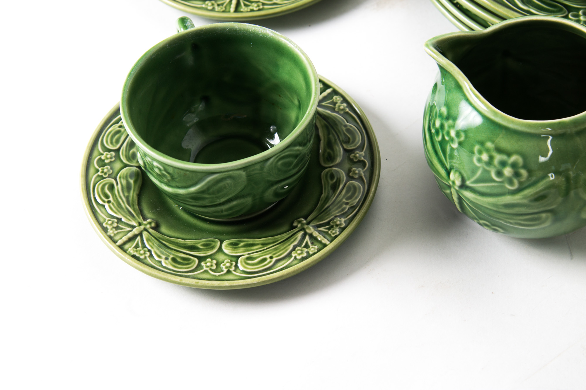 Portuguese Bordallo Pinheiro "Dragonfly" Tableware