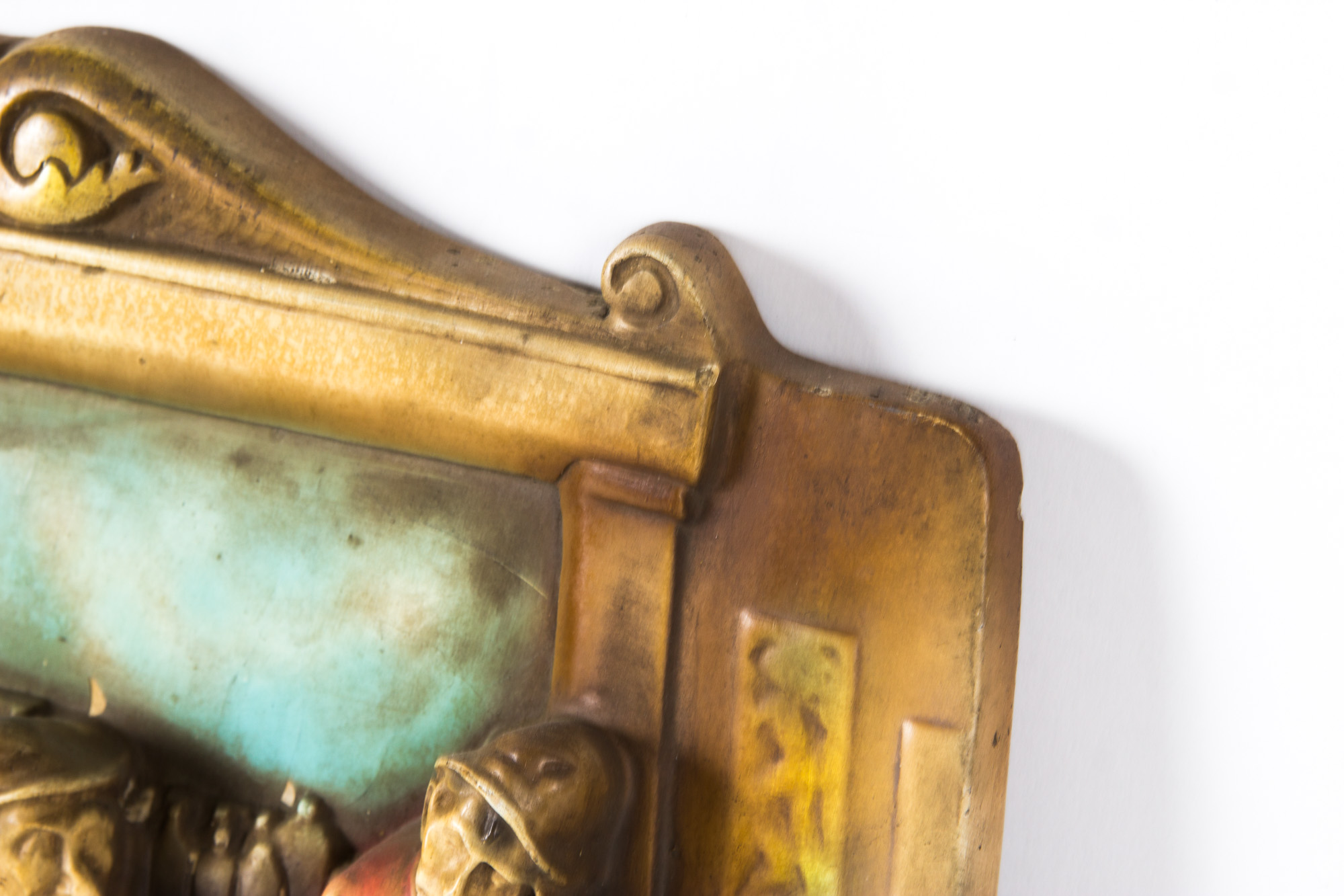 Vintage Bar Scene Wall Plaque