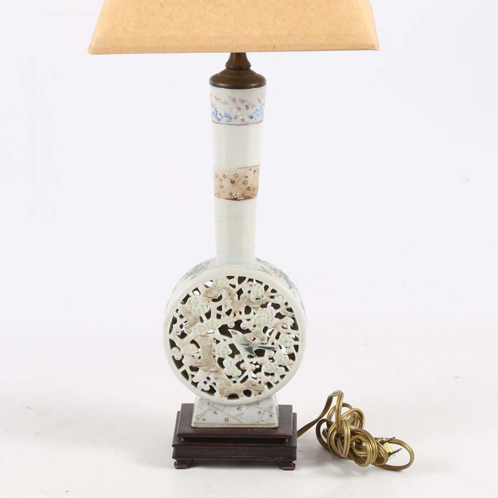 Chinese Porcelain Table Lamp
