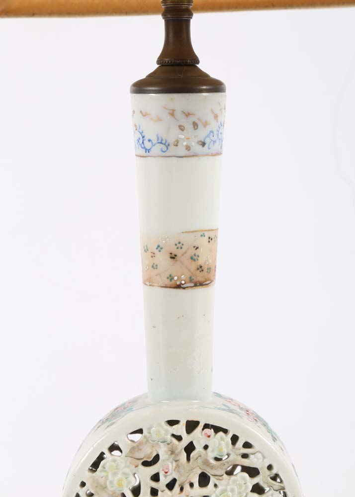 Chinese Porcelain Table Lamp