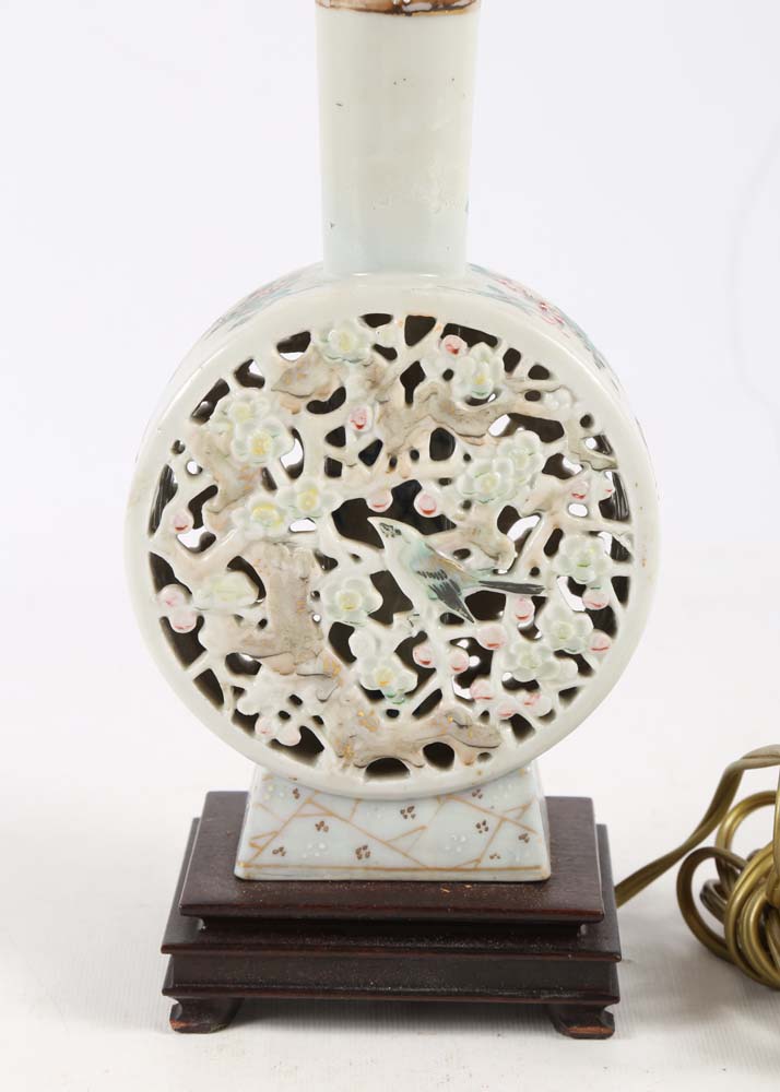 Chinese Porcelain Table Lamp