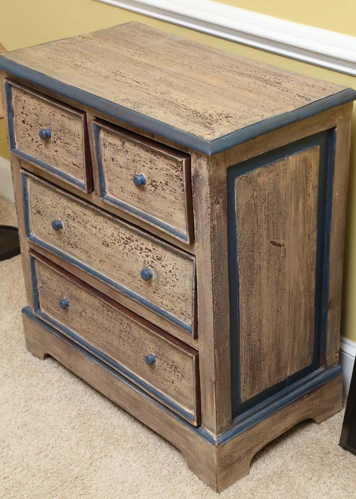 Distressed Chest of Drawers