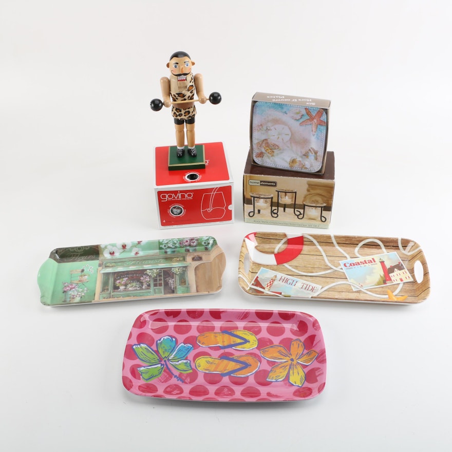 Vintage and Contemporary Picnic Items